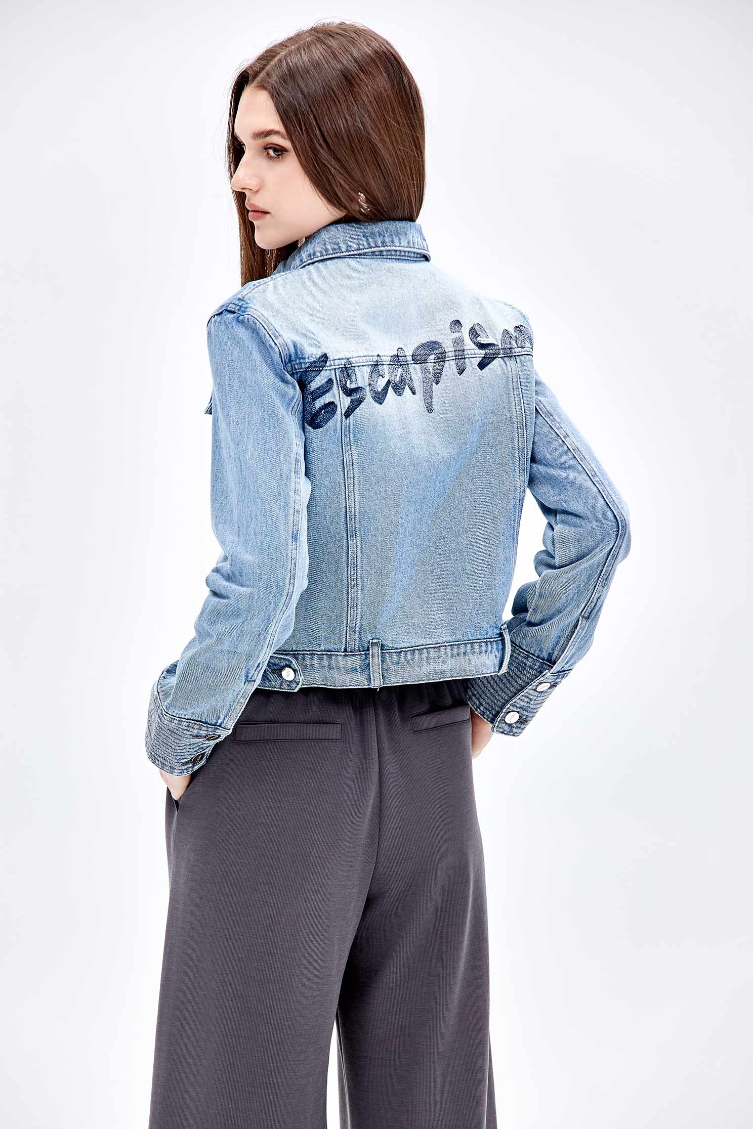 Slogan Crop Denim JacketSlogan Crop Denim Jacket,Embroidered,Outerwear,Denim,Denim Jackets,Season (AW) Look