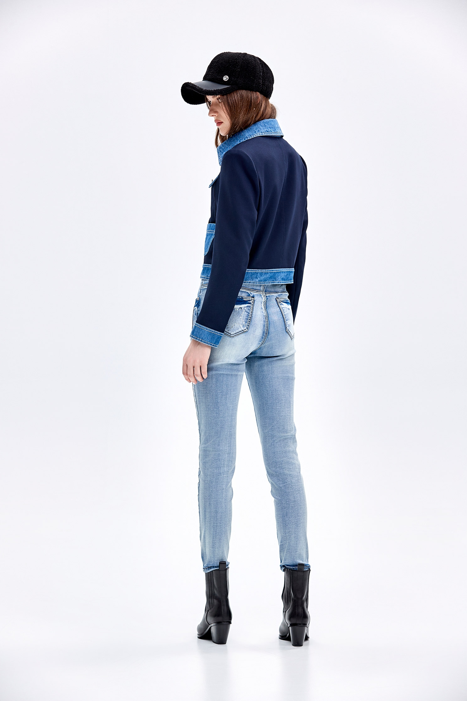 Contrast Denim Crop JacketContrast Denim Crop Jacket,Jackets,Outerwear,Denim,Season (AW) Look