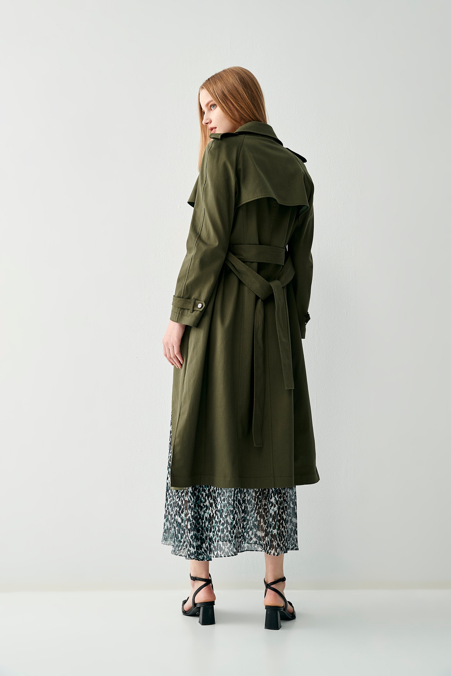 Olive Green Long Trench CoatClassic copper green trench coat,bestselling,Queen,Season (SS) Look,Mesh fabric,Trench coats