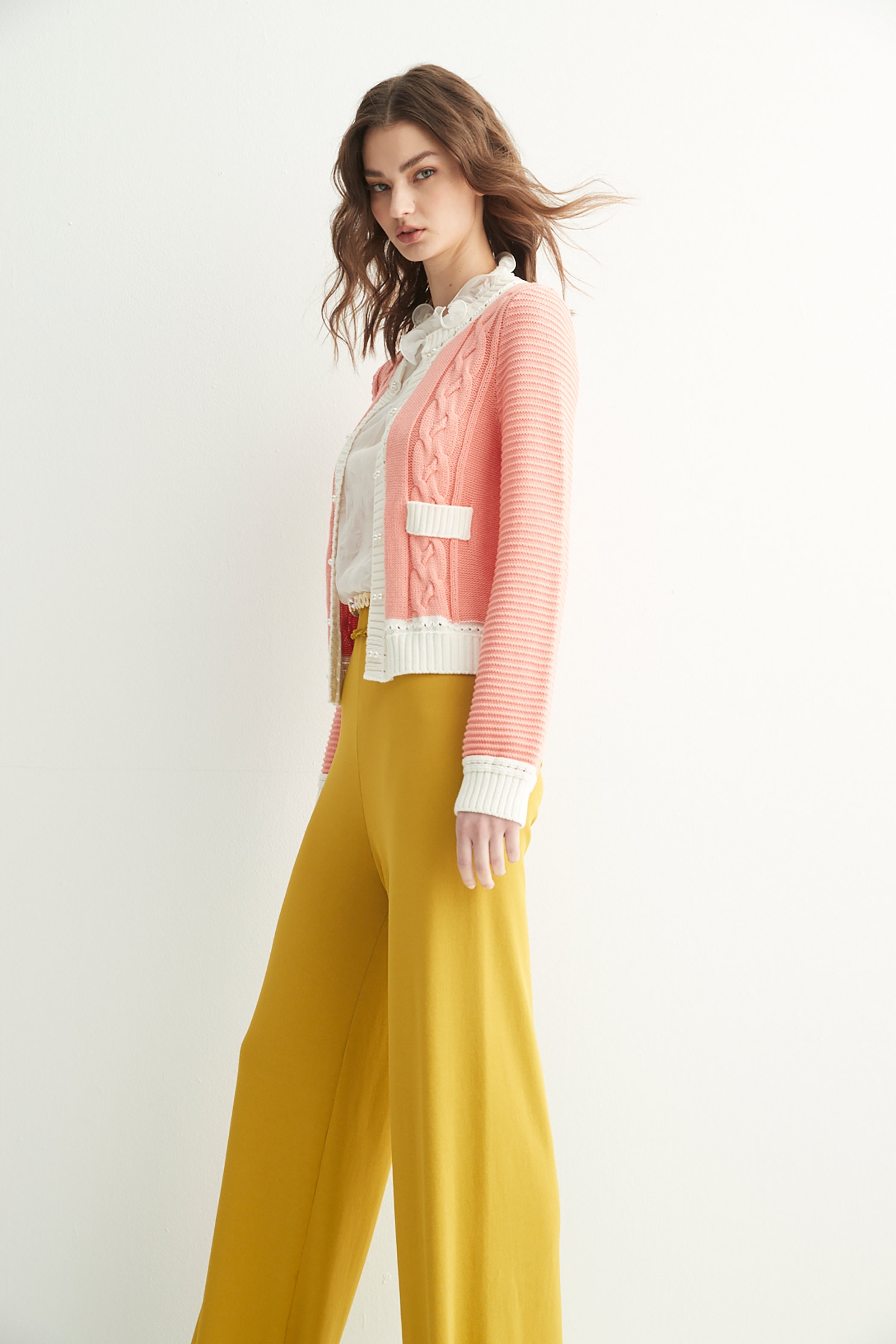 Pink Contrast Knit CardiganChic peach color knit coat,Outerwear,Season (SS) Look,pearl,Cotton,upperclass,Knitted,Knitted coats