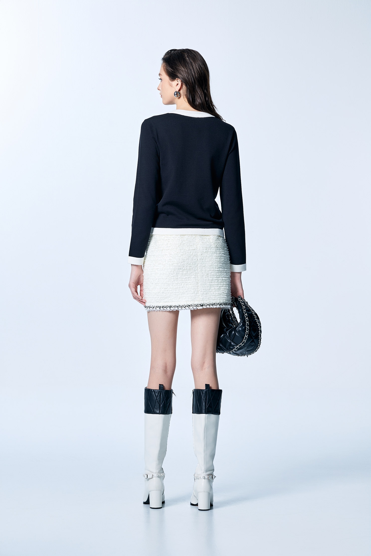 R Logo Classic Knit TopR Logo Classic Knit Top,Tops,Season (SS) Look,Knitted,Knitted tops,Knitted coats