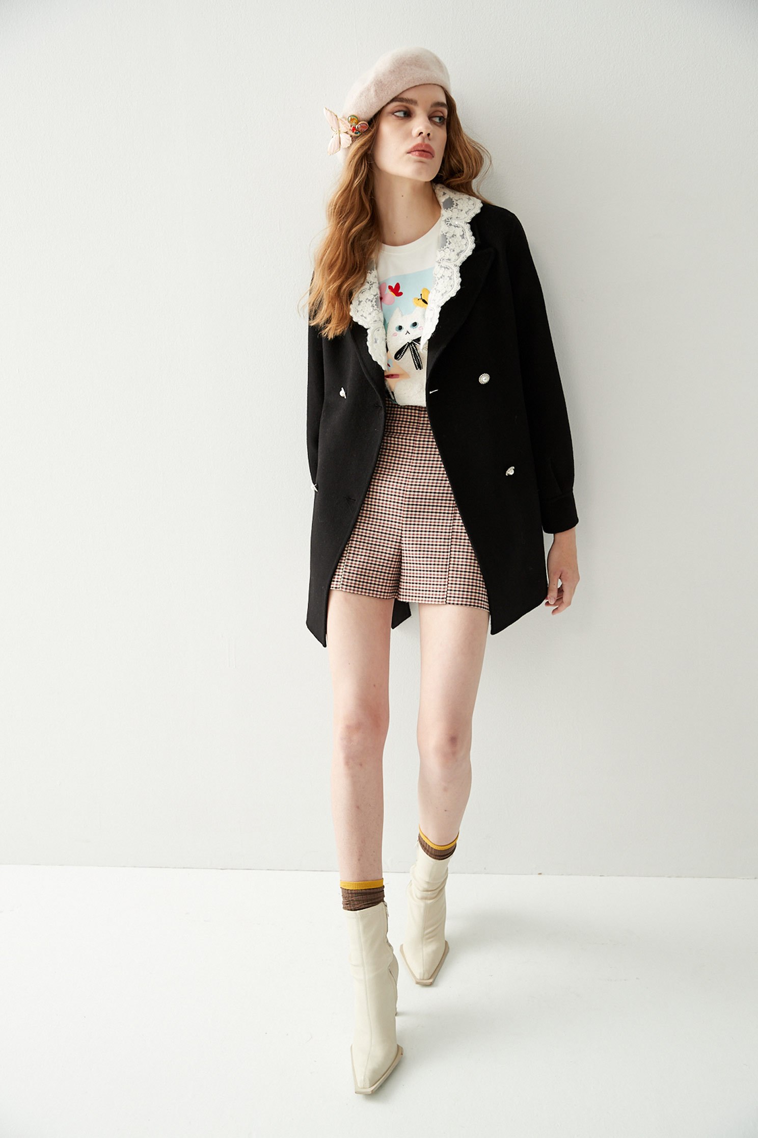 Contrast Lace Collar Woolen CoatWoolen coat with lace collar,Ready for Winter,Season (AW) Look,Valentine,Lace