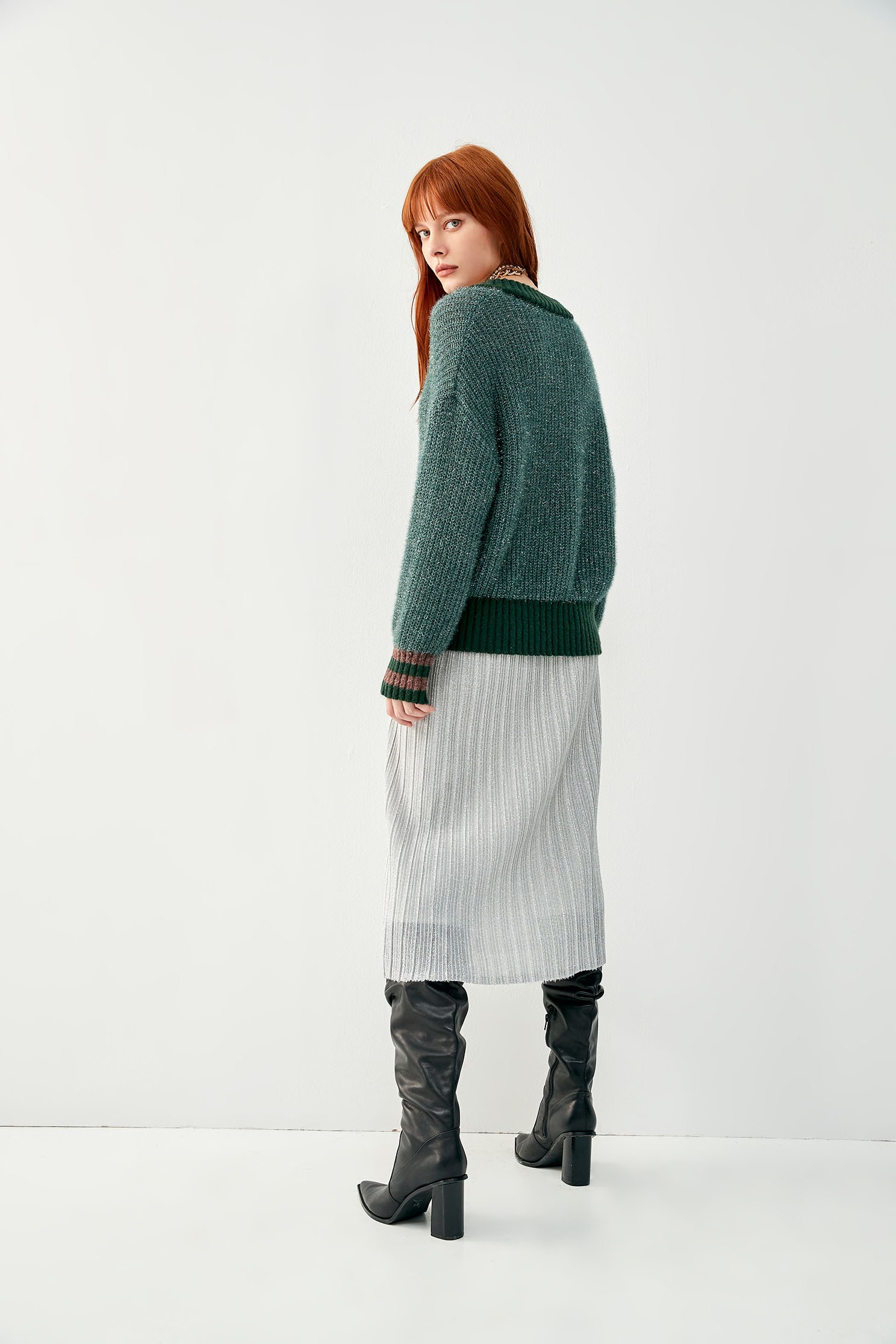 Metallic Pleated SkirtFolded knit mid long skirt,Online Exclusive,Pleated skirts,Season (AW) Look,Knitted,Midi skirts