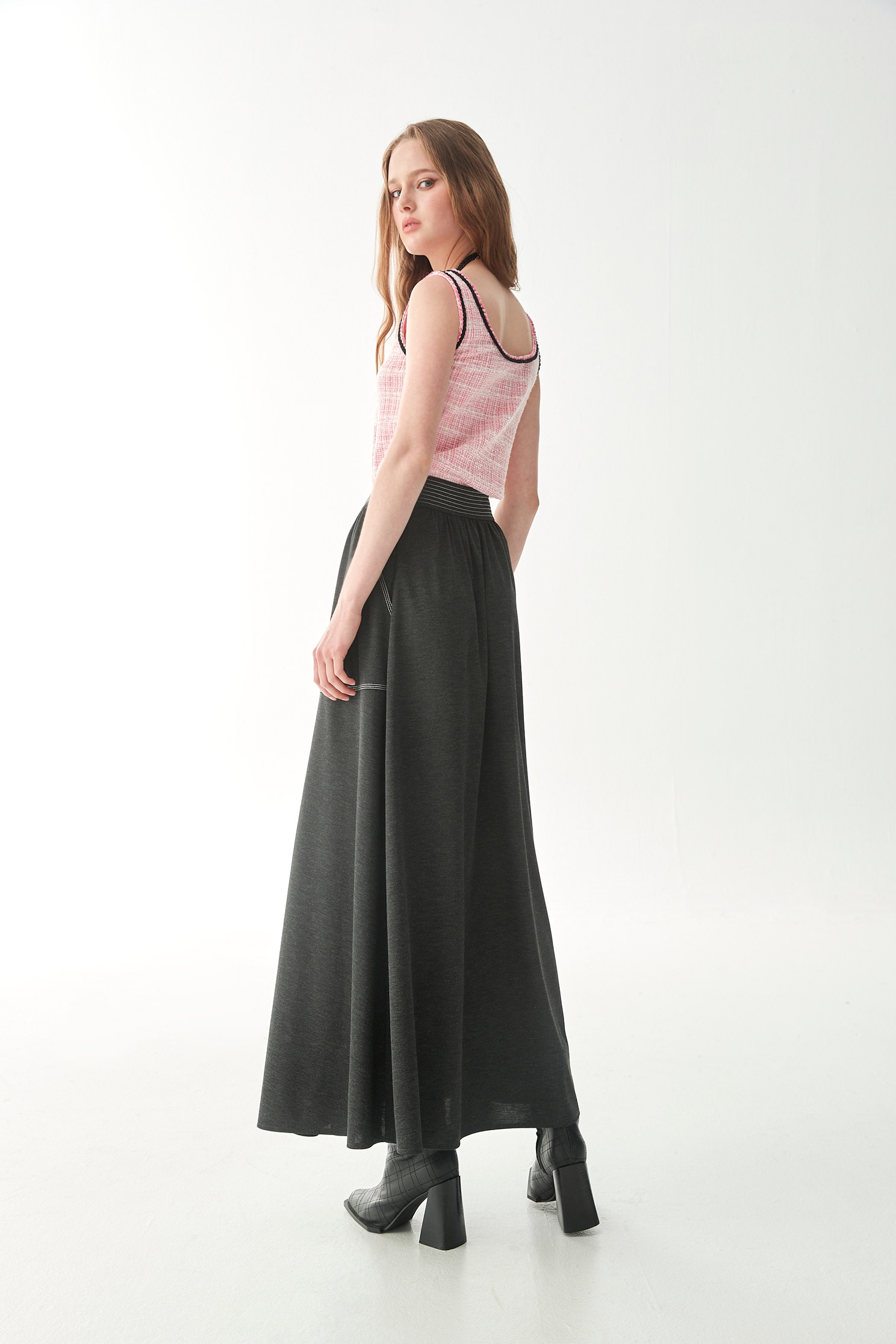 Maxi Skirt With Contrast Stitching DetailMaxi Skirt With Contrast Stitching Detail,Season (AW) Look,Midi skirts