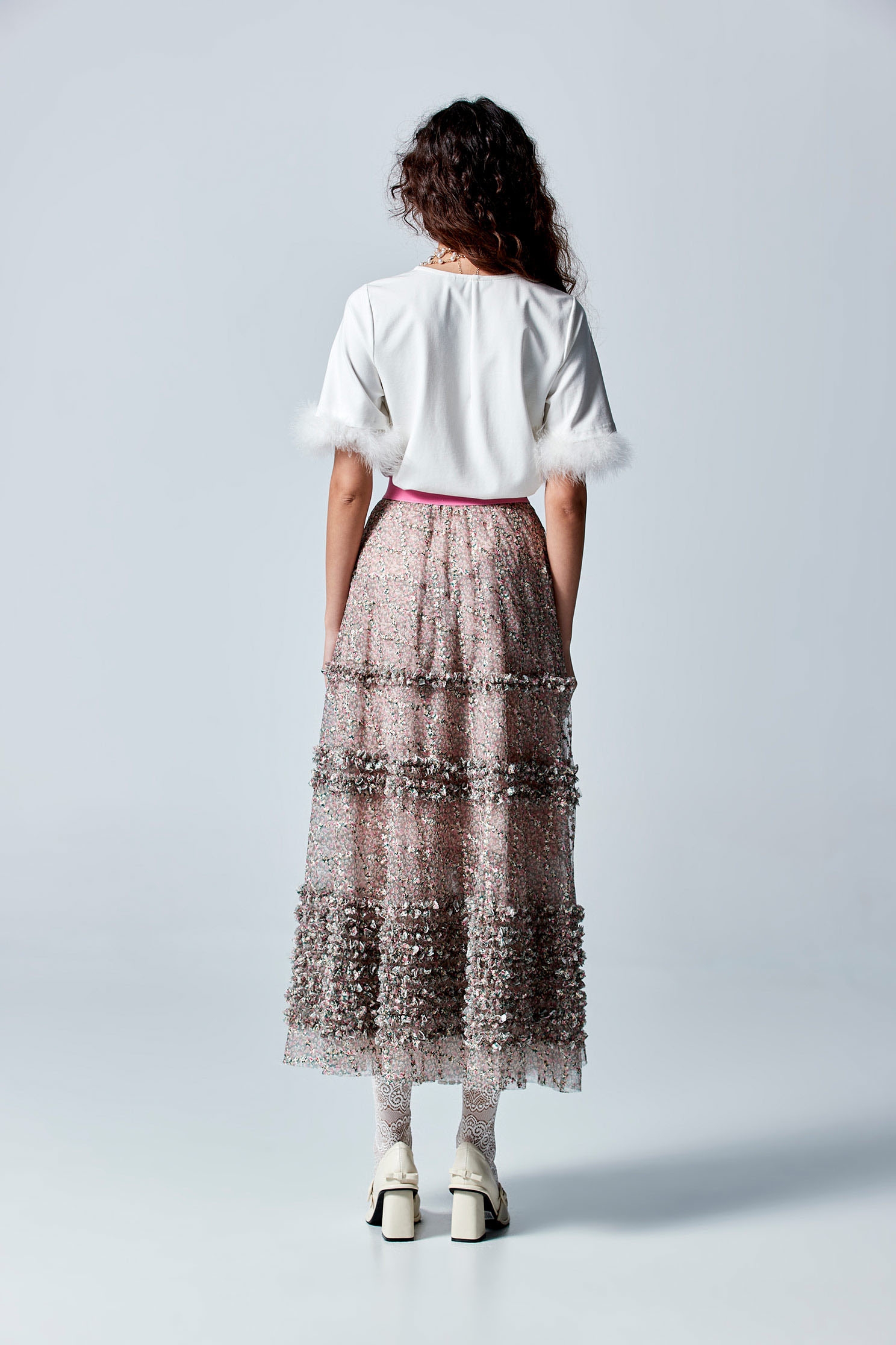 Small Floral Print Ruffle Trim Tiered SkirtSmall Floral Print Ruffle Trim Tiered Skirt,Embroidered,Season (AW) Look,Mesh fabric,Layered skirts,Embroidered,Midi skirts