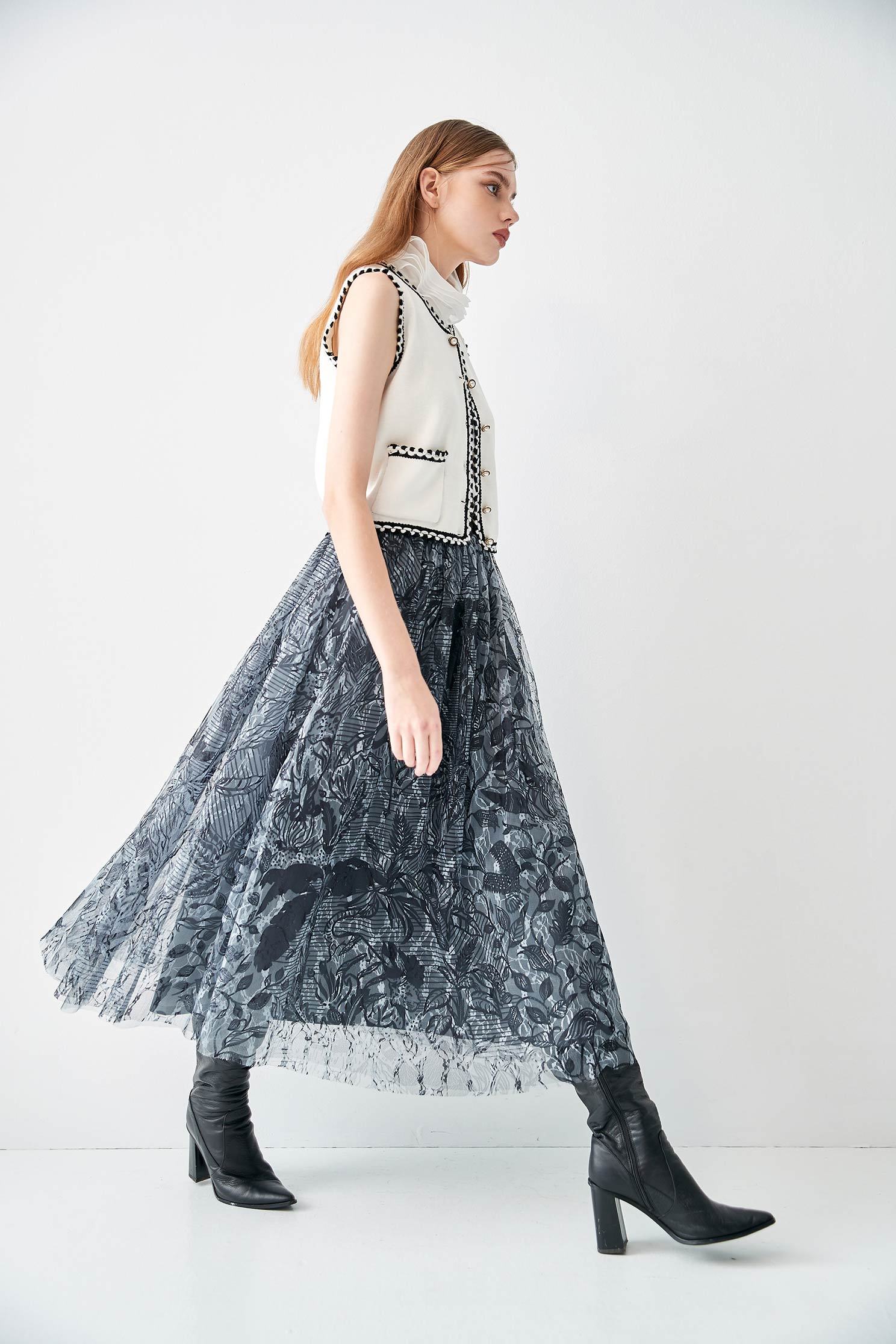 Tropical Theme Print Gathered SkirtElastic semi-sheer tulle skirt with black and white jungle print,Season (SS) Look,Tutu skirts,Tulle skirts,Midi skirts