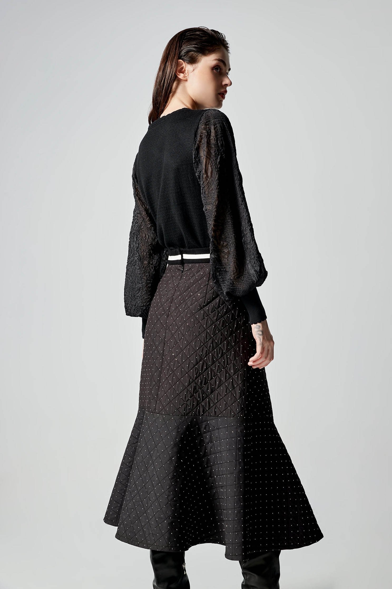 A-line Quilted Pattern Skirt With SequinA-line Quilted Pattern Skirt With Sequin,Season (AW) Look,Midi skirts