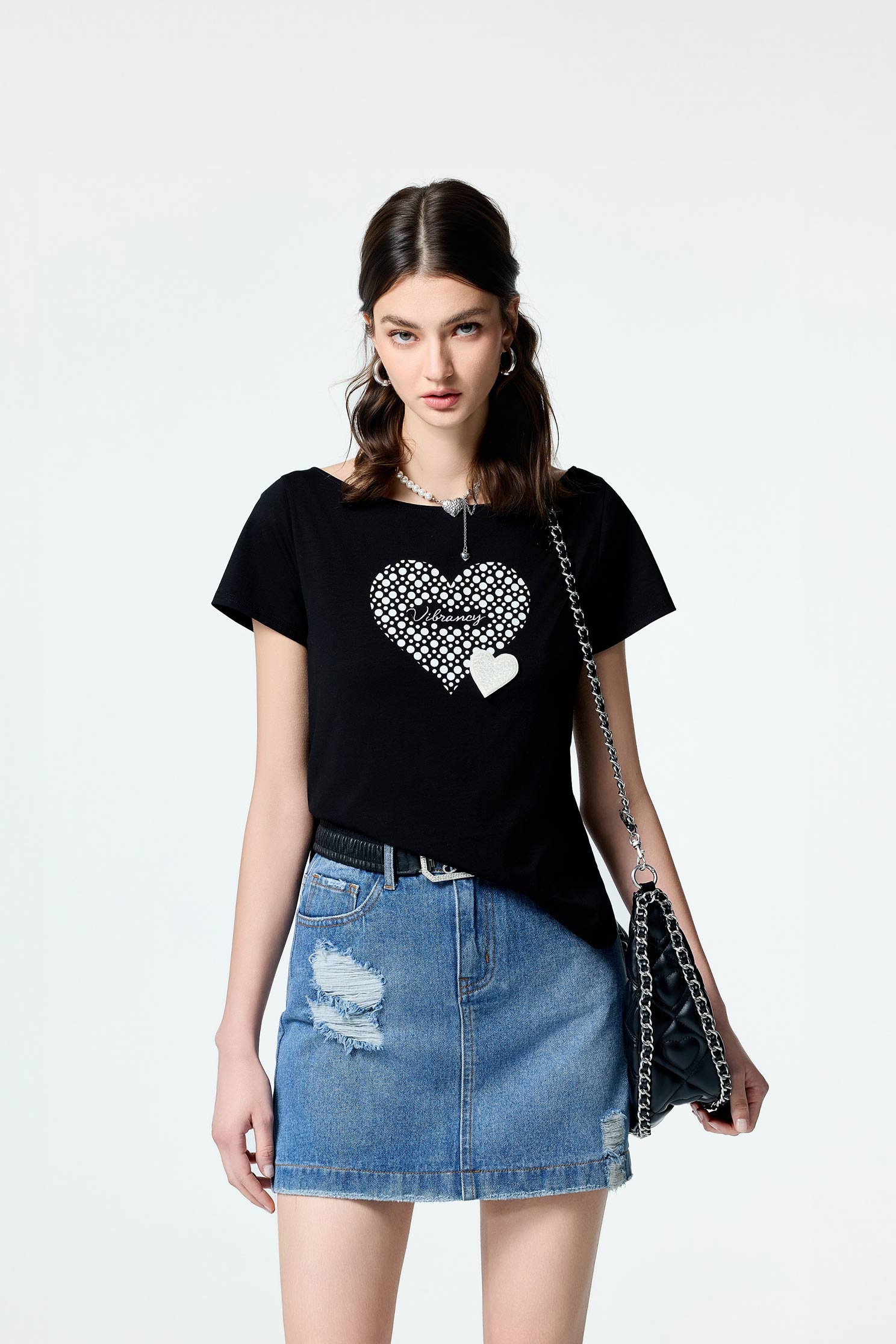 Distress Demin Short SkirtDistress Demin Short Skirt,Denim,Season (SS) Look,Denim,Denim mini skirts,Denim skirts,Mini skirts,Valentine,Embroidered,upperclass