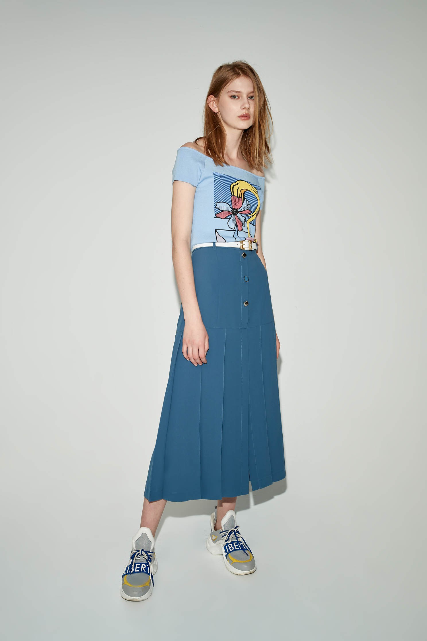 Box Pleats Midi SkirtVintage skirt with metallic button,Season (SS) Look,Pleated skirts,Belts,Midi skirts