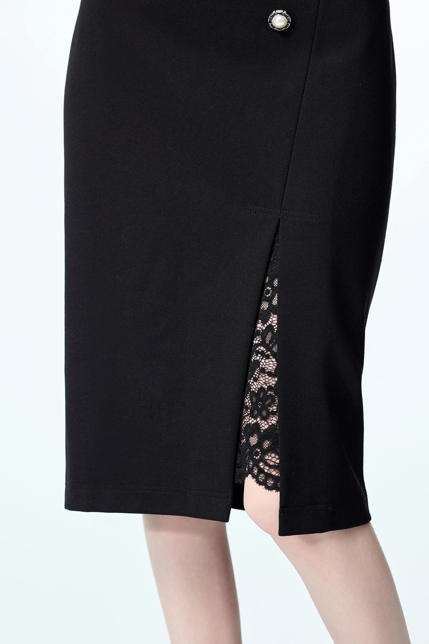 Classic Pencil Skirt With Lace DetailClassic Pencil Skirt With Lace Detail,Season (AW) Look,Pencil skirts,Lace,Black skirts