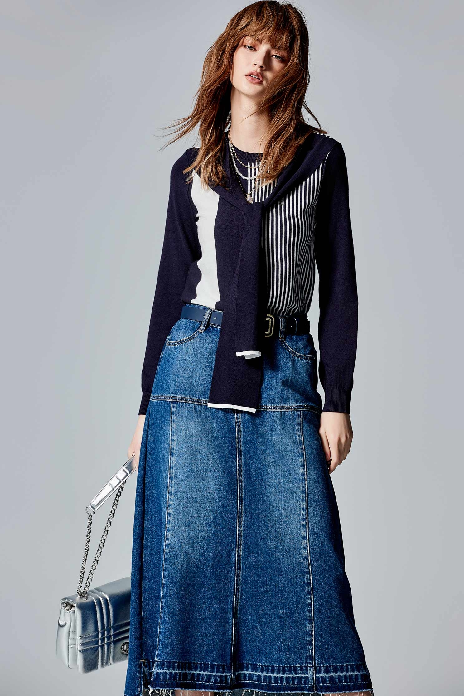 Midi Denim Skirt With Fray Hem DetailMidi Denim Skirt With Fray Hem Detail,Season (SS) Look,Denim,Denim skirts