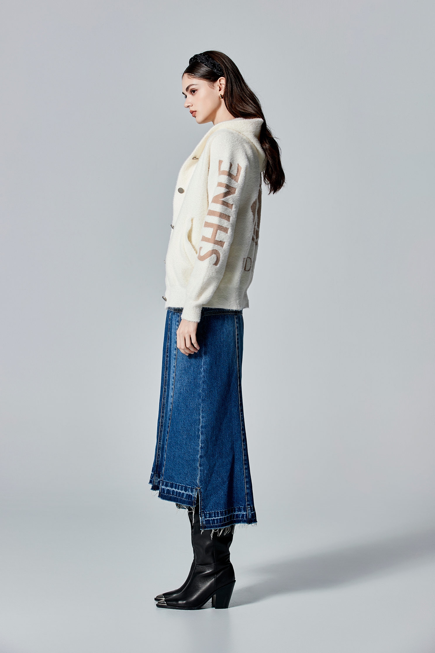 Midi Denim Skirt With Fray Hem DetailMidi Denim Skirt With Fray Hem Detail,Season (SS) Look,Denim,Denim skirts