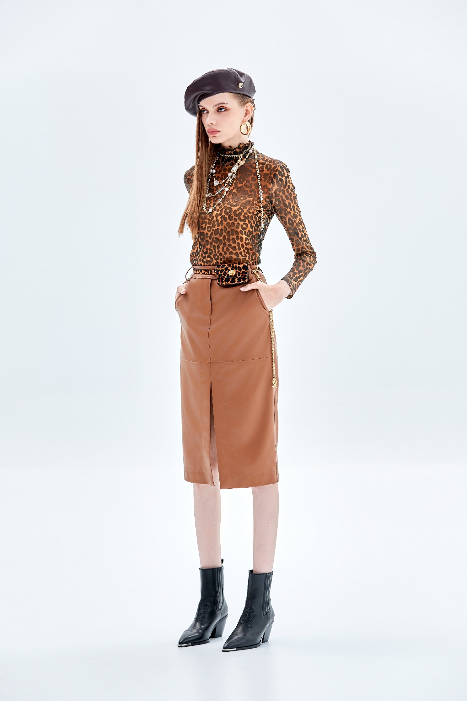 Front Slit PU SkirtFront Slit PU Skirt,Leather,Season (AW) Look,Midi skirts