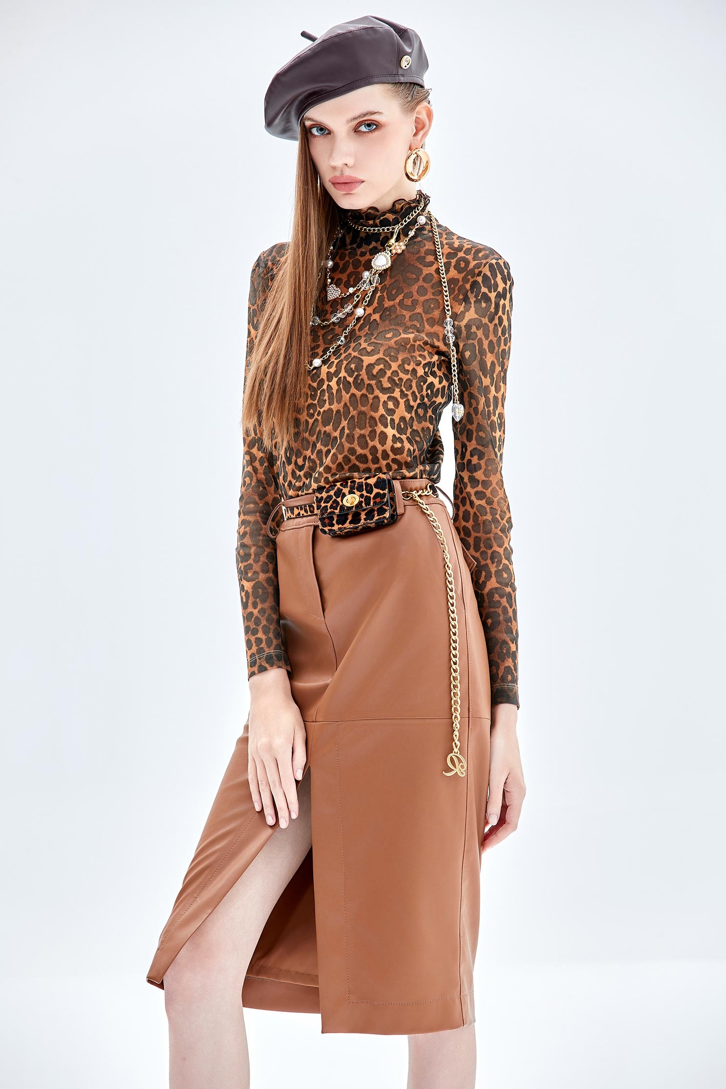 Front Slit PU SkirtFront Slit PU Skirt,Leather,Season (AW) Look,Midi skirts