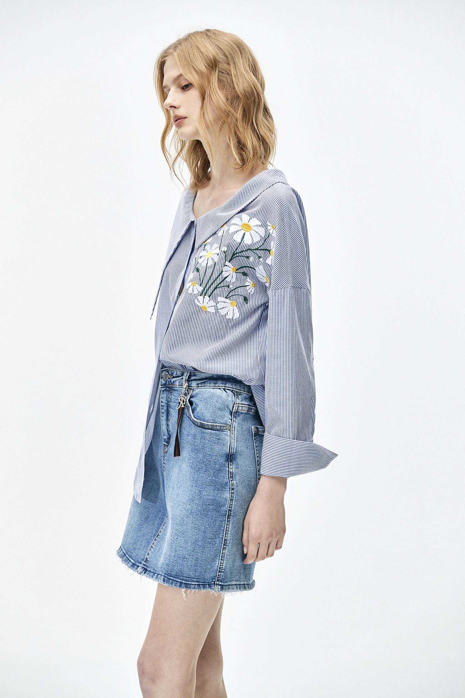 Basic Denim Mini SkirtBasic Denim Mini Skirt,Embroidered,Season (SS) Look,Denim,Denim mini skirts,Denim skirts,Mini skirts,Cotton