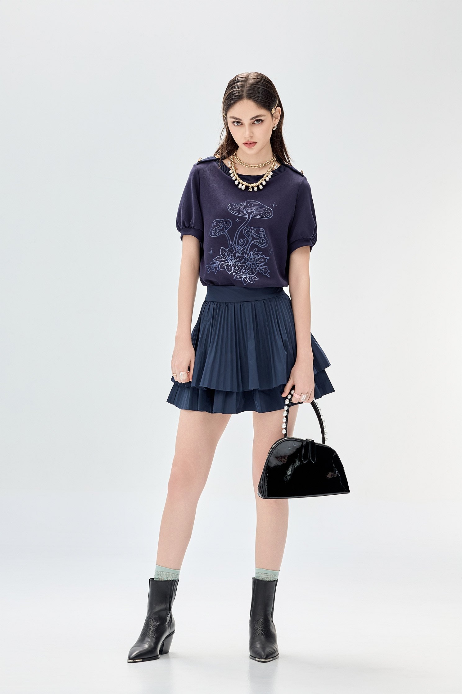 Pleated Two Layer Mini SkirtPleated Two Layer Mini Skirt,Mini skirts,Season (AW) Look