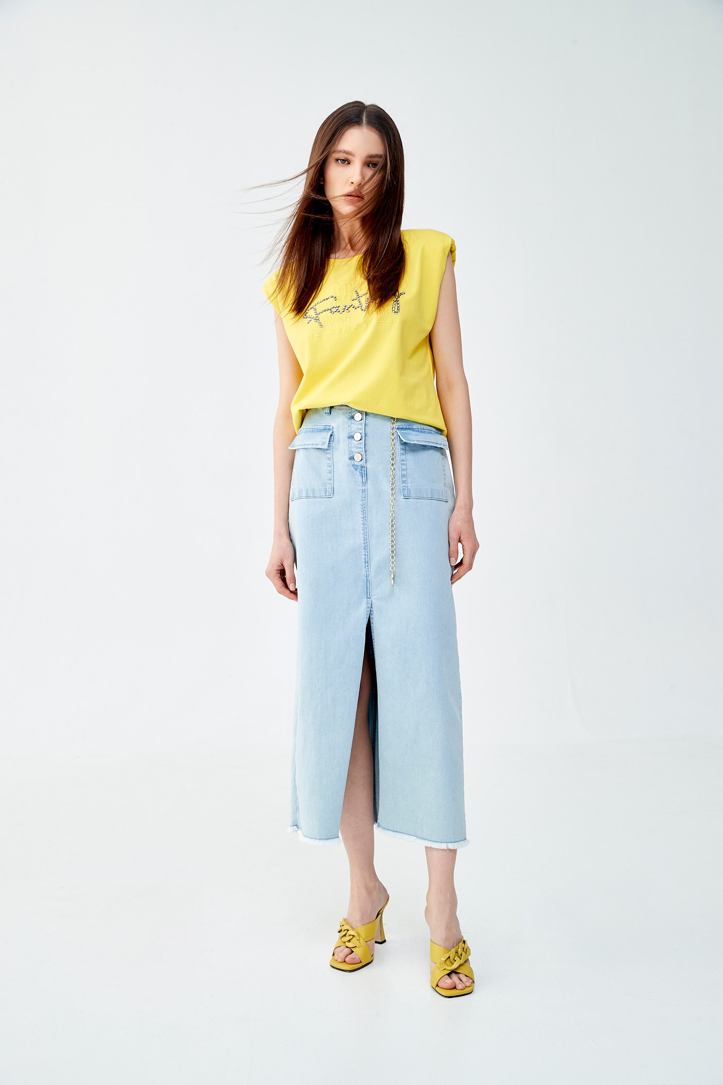 Front Slit Button Front Denim SkirtWhitewash denim long skirt,travelwear,Season (SS) Look,Denim,Denim skirts,Midi skirts