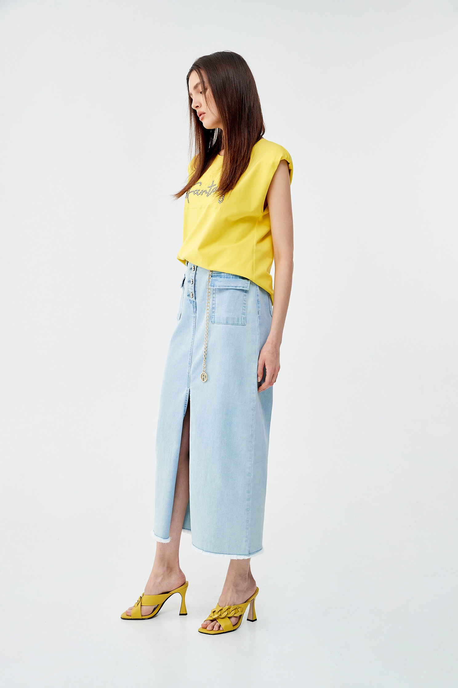 Front Slit Button Front Denim SkirtWhitewash denim long skirt,travelwear,Season (SS) Look,Denim,Denim skirts,Midi skirts