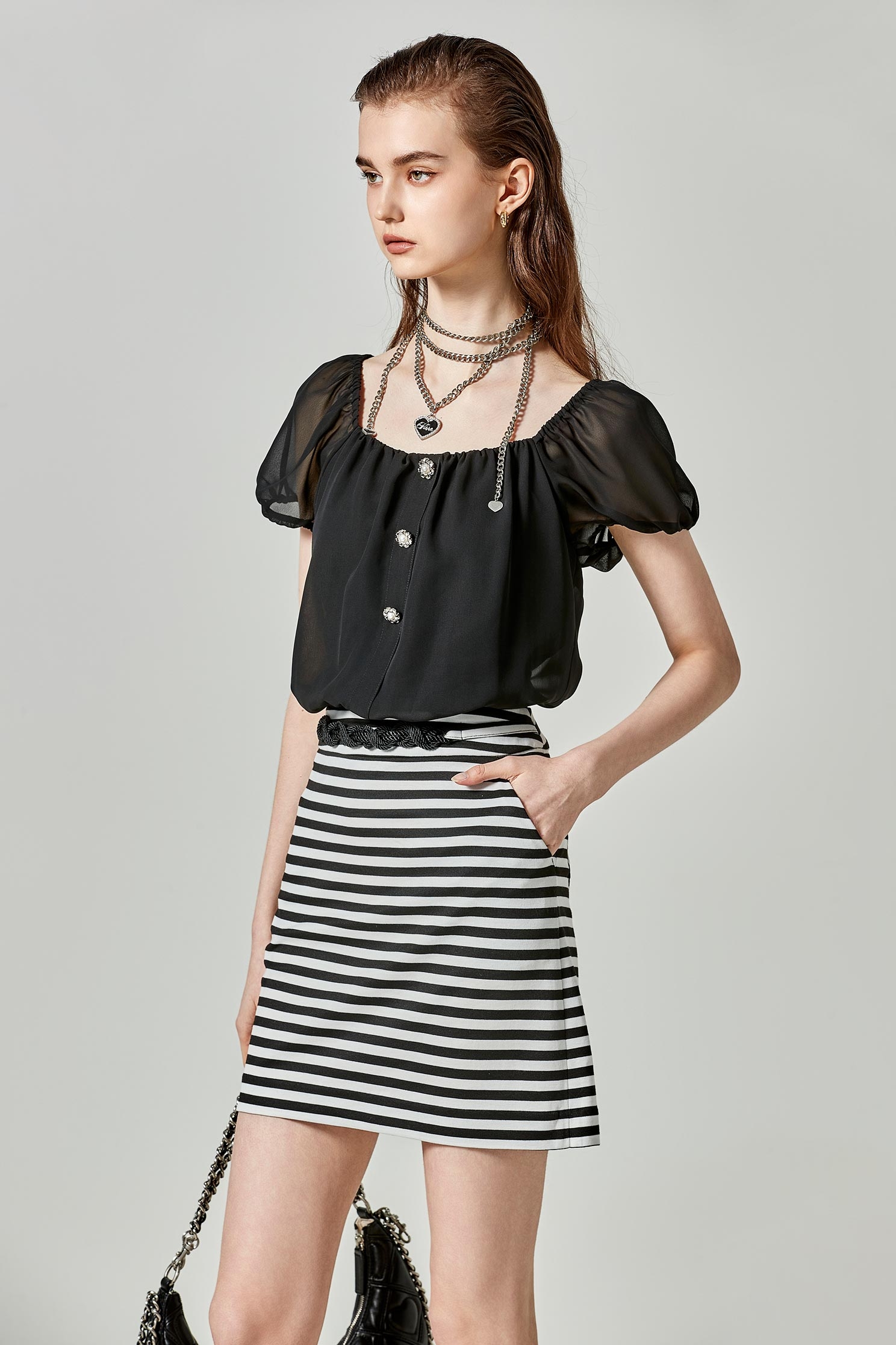 Black Stripe Mini SkirtShort skirt with twisted kink design,Season (SS) Look,Stripe,Mini skirts