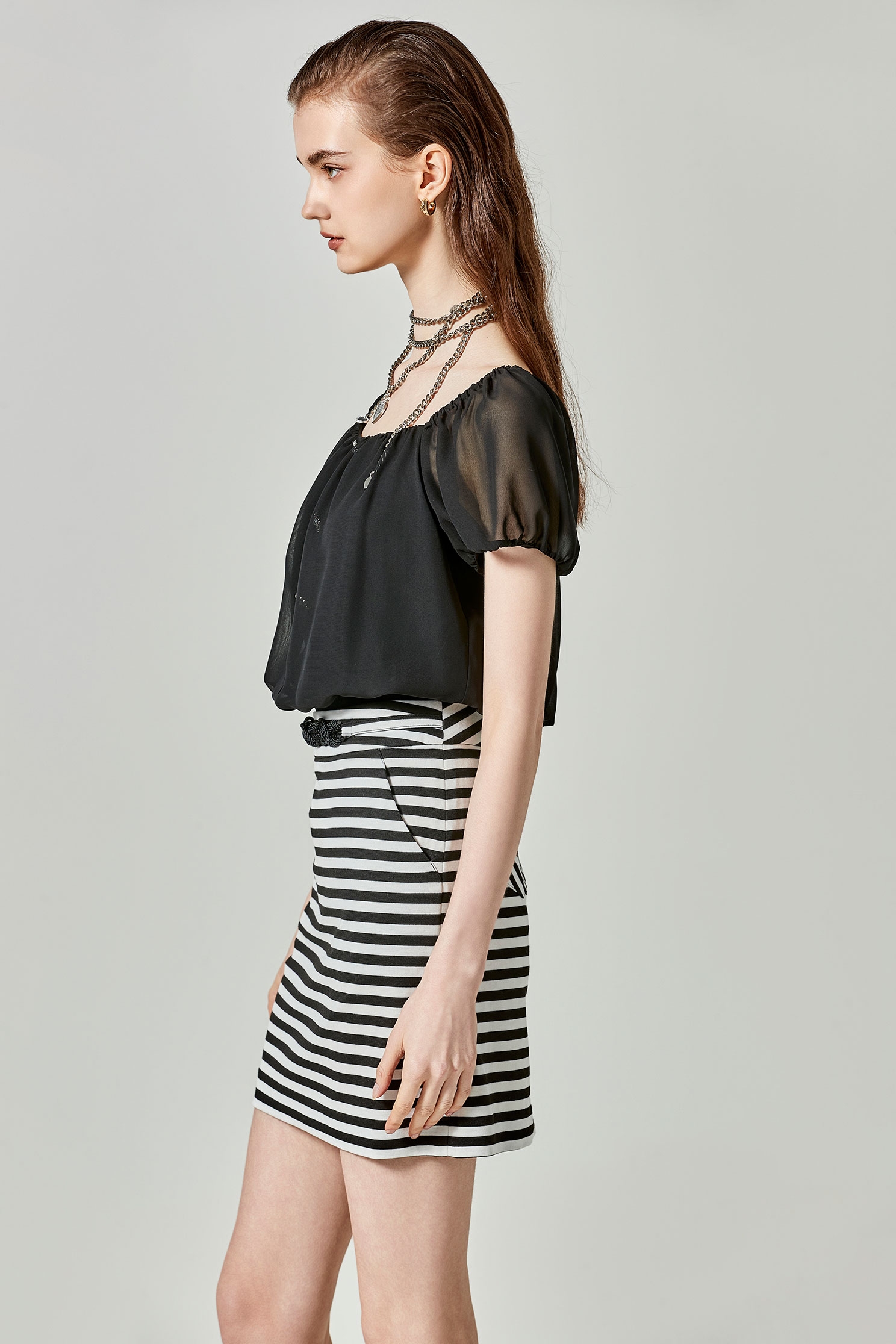 Black Stripe Mini SkirtShort skirt with twisted kink design,Season (SS) Look,Stripe,Mini skirts