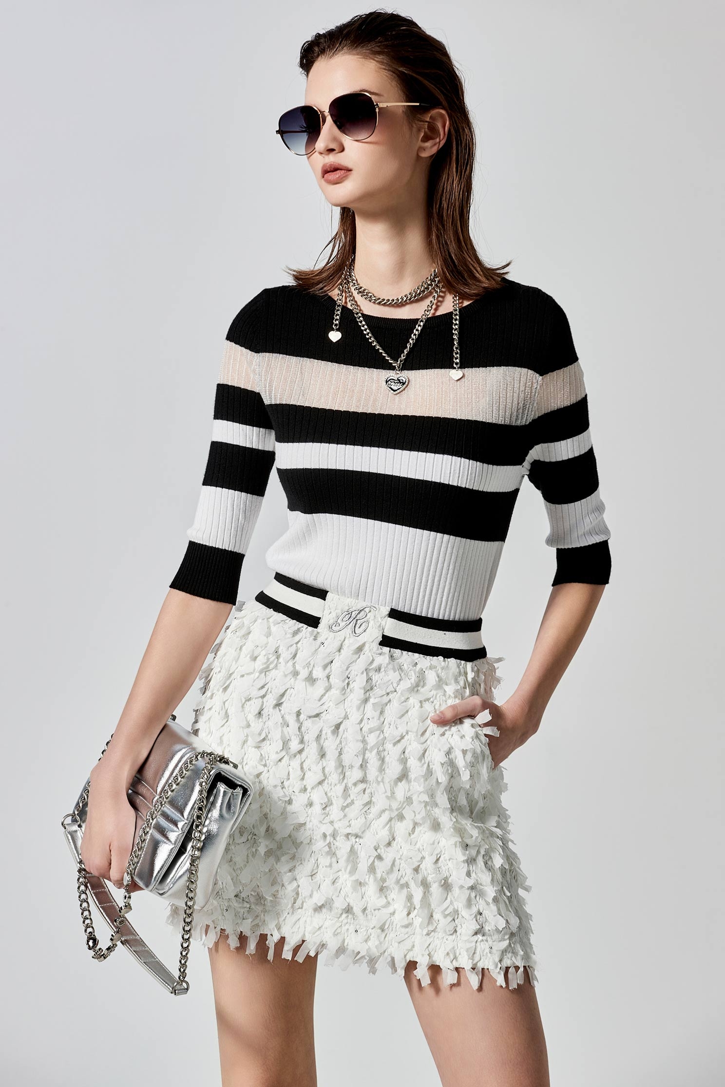 3-D Texture Weave Sequin Detail Skirt3-D Texture Weave Sequin Detail Skirt,Season (SS) Look,Mini skirts