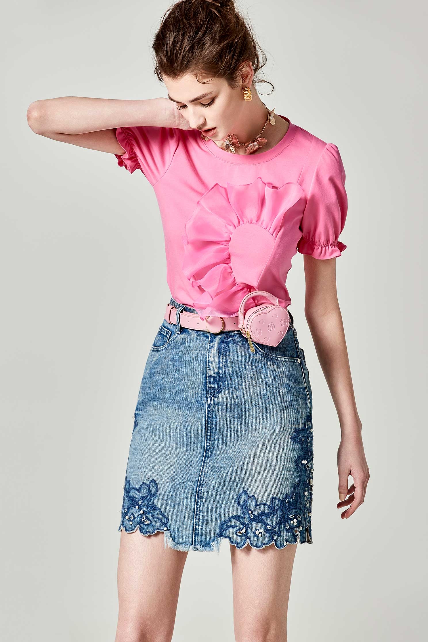 Pearl With Embroidery Detail Denim SkirtPearl With Embroidery Detail Denim Skirt,Season (SS) Look,Denim,Denim mini skirts,Denim skirts,pearl,Mini skirts,Embroidered