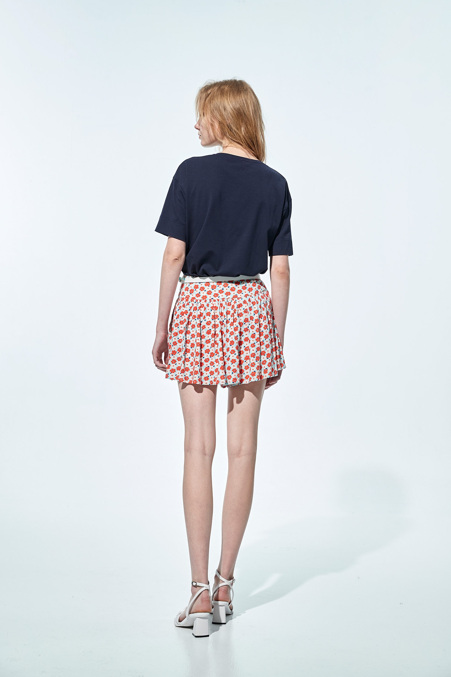 Floral Print Gathered ShortsFloral Print Gathered Shorts,Shorts,Season (AW) Look,Skorts