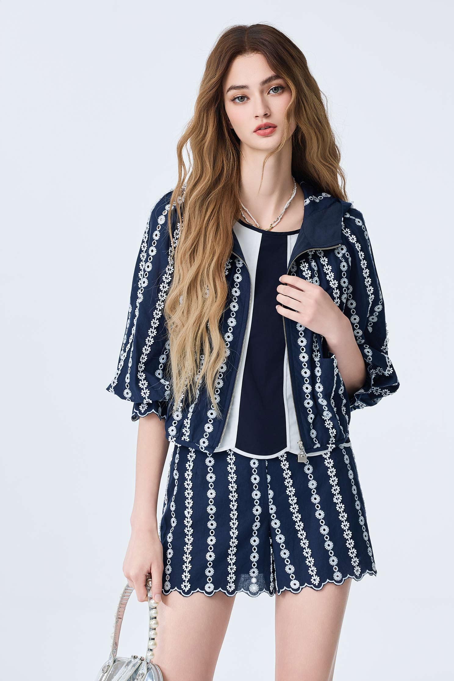 Navy Shorts With Contrast Lace DetailNavy Shorts With Contrast Lace Detail,Embroidered,Season (SS) Look,pearl,Shorts,Lace,pants