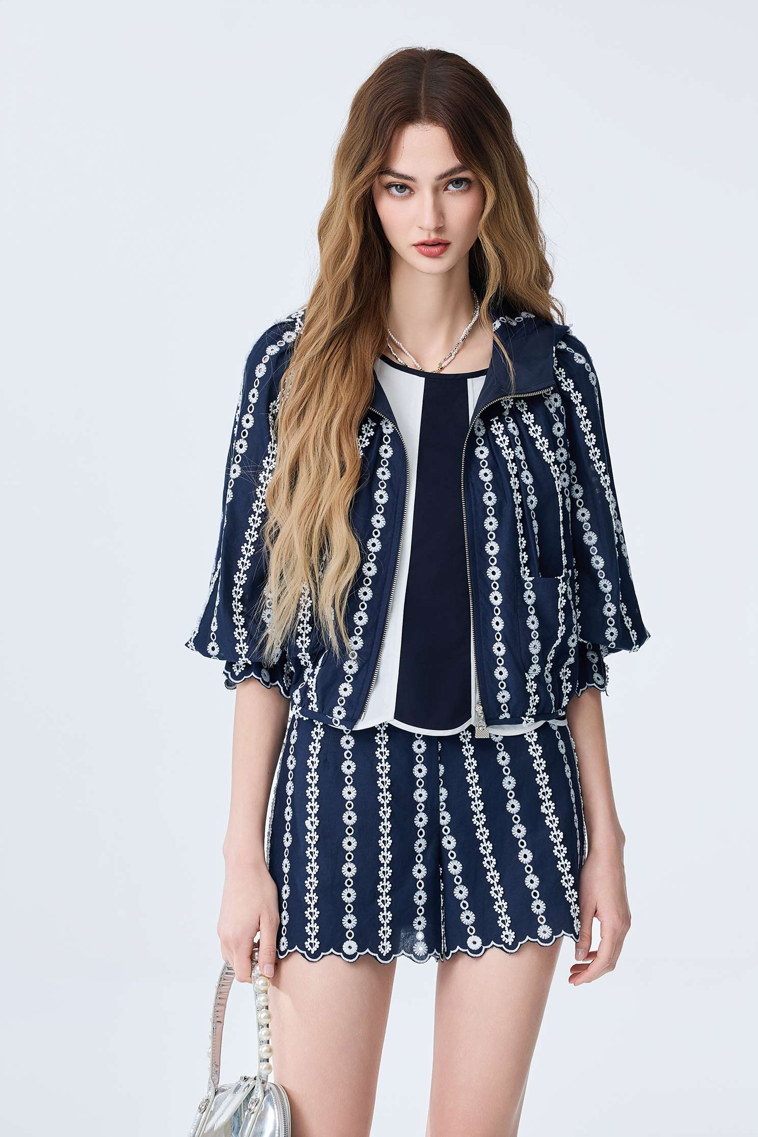 Navy Shorts With Contrast Lace DetailNavy Shorts With Contrast Lace Detail,Embroidered,Season (SS) Look,pearl,Shorts,Lace,pants