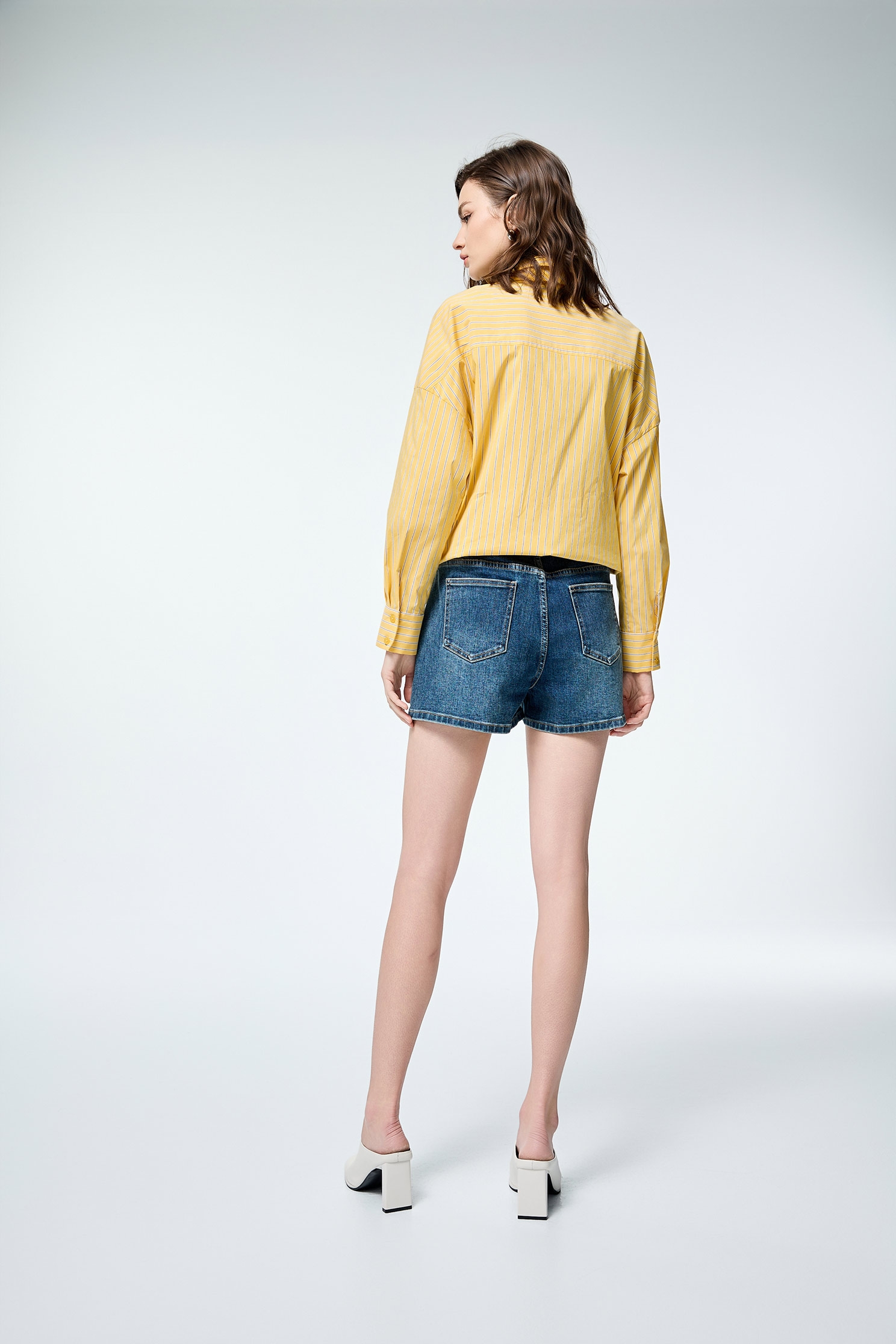 R Logo Denim ShortsR Logo Denim Shorts,Season (SS) Look,Denim,Jeans,pants