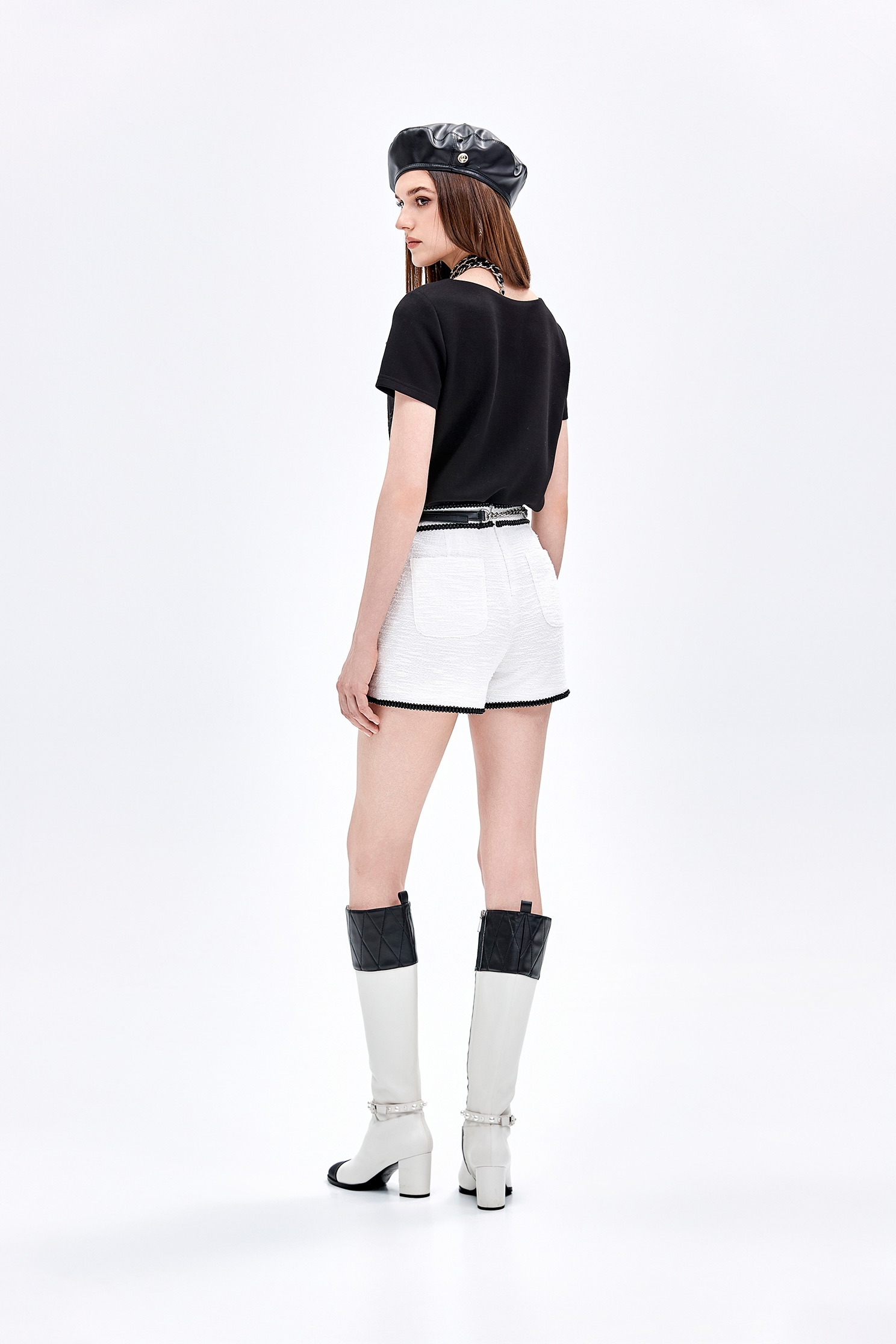 Contrast Trim Tweed ShortsContrast Trim Tweed Shorts,pearl,Shorts,Season (AW) Look,Belts