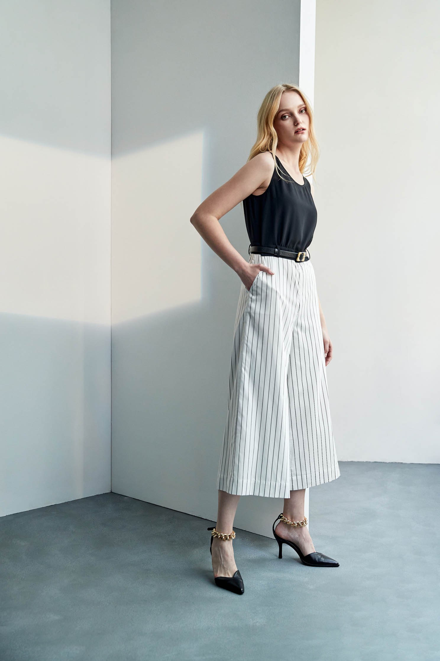 Sleeveless Black With Pinstripe JumpsuitLayered looks wide-leg jumpsuit,Season (SS) Look,Stripe,mothergift,Jumpsuits,Chiffon