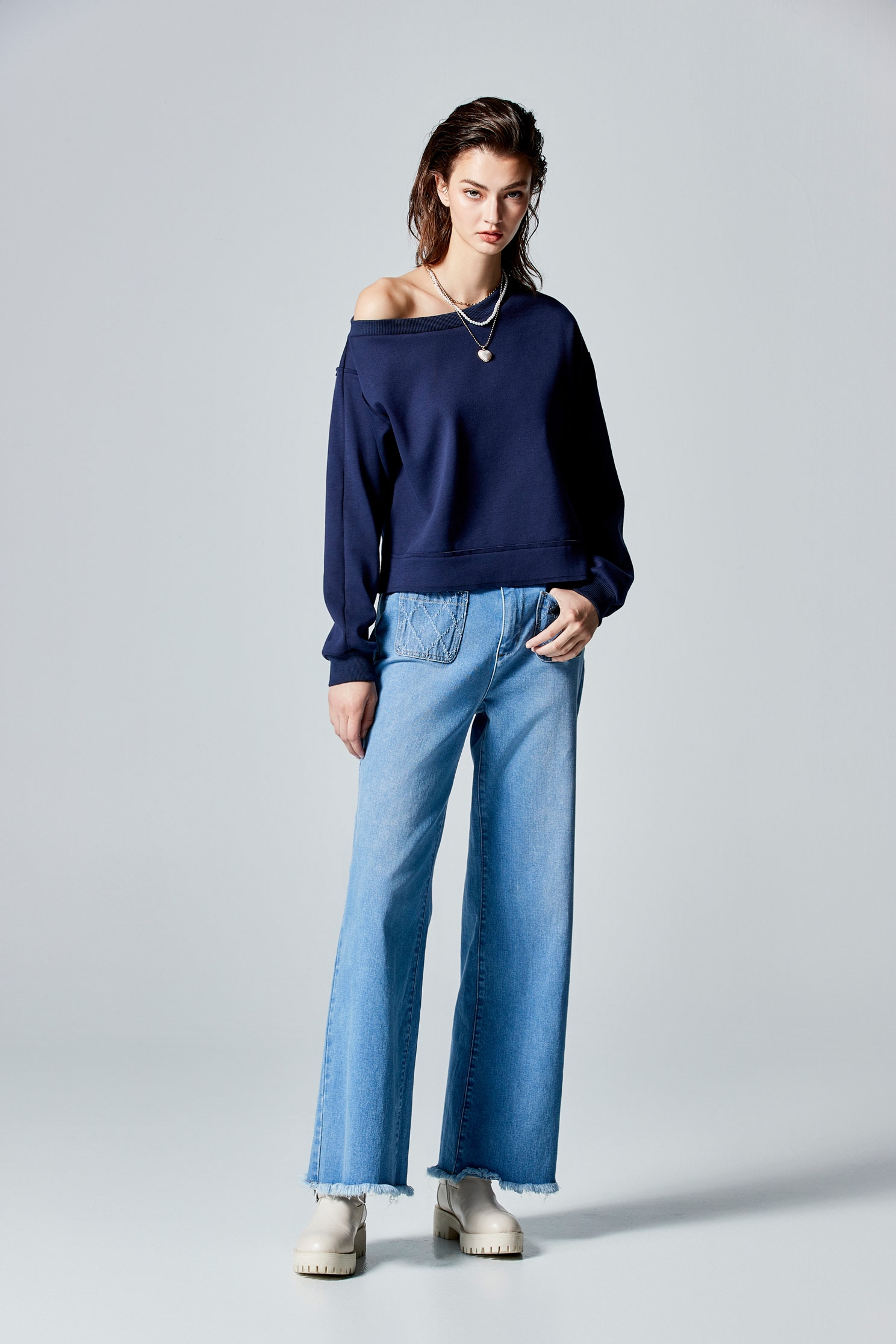 Wide Leg Jeans With Fray Trim DetailWide Leg Jeans With Fray Trim Detail,Denim,Denim pants,Season (AW) Look,Wide-leg jeans,Pants