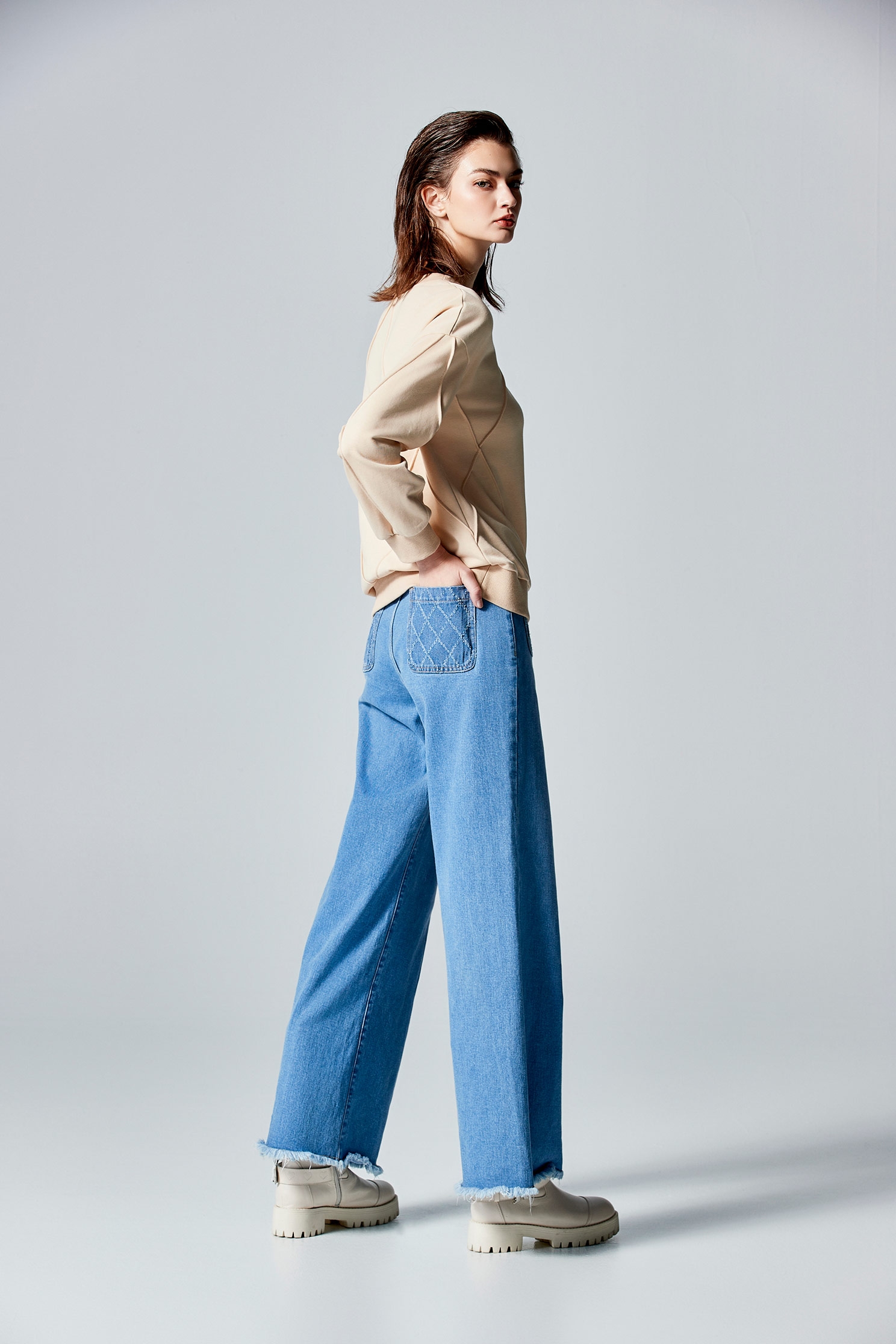 Wide Leg Jeans With Fray Trim DetailWide Leg Jeans With Fray Trim Detail,Denim,Denim pants,Season (AW) Look,Wide-leg jeans,Pants