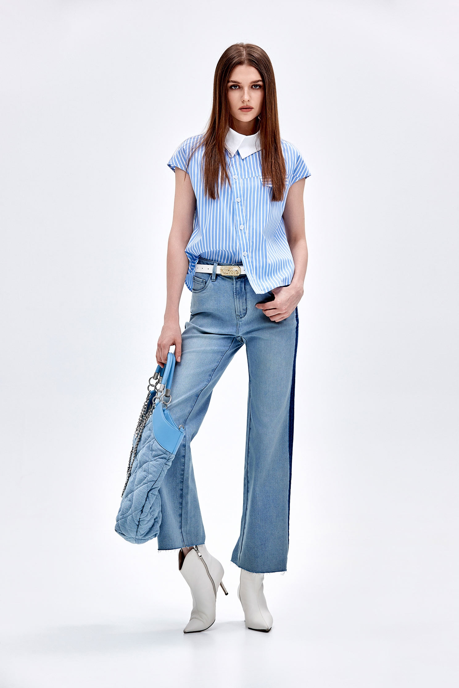 Wide Leg Jeans With Contrast Trim DetailWide Leg Jeans With Contrast Trim Detail,Denim,Jeans,Denim pants,Season (AW) Look,Pants