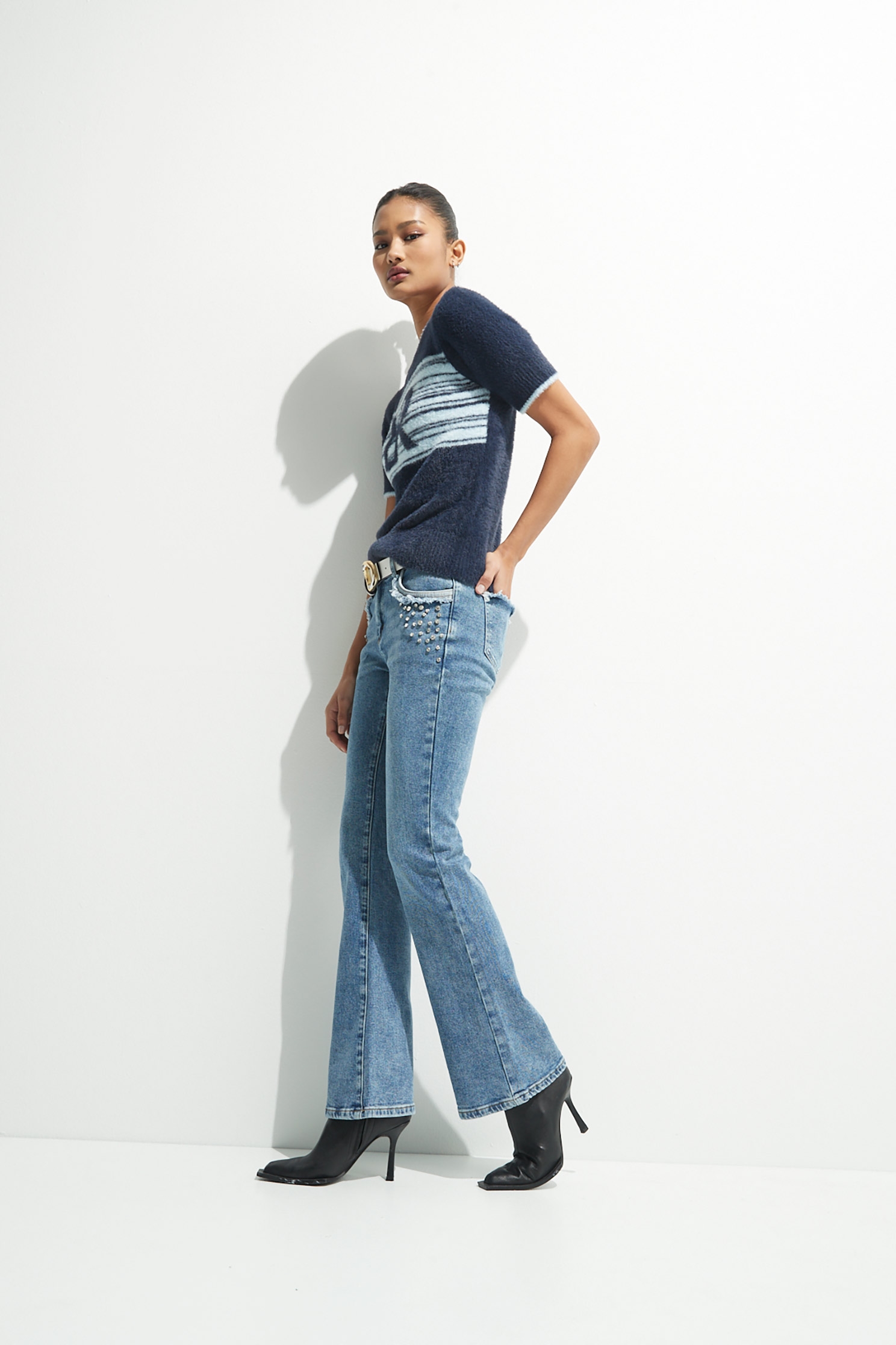 Boot Leg Jeans With Diamonte AppliqueDenim trousers with metal decoration,bestselling,Queen,Season (SS) Look,Denim,Jeans,Denim pants,Cotton,Pants