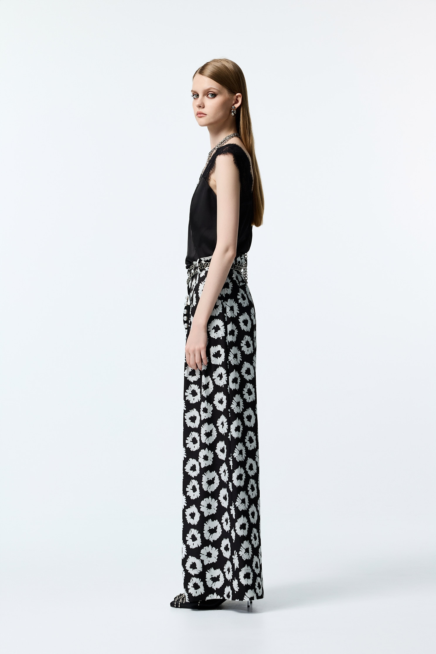 Hand Sketched Floral Print Wide Leg PantsHand Sketched Floral Print Wide Leg Pants,Culottes,Season (AW) Look,pants