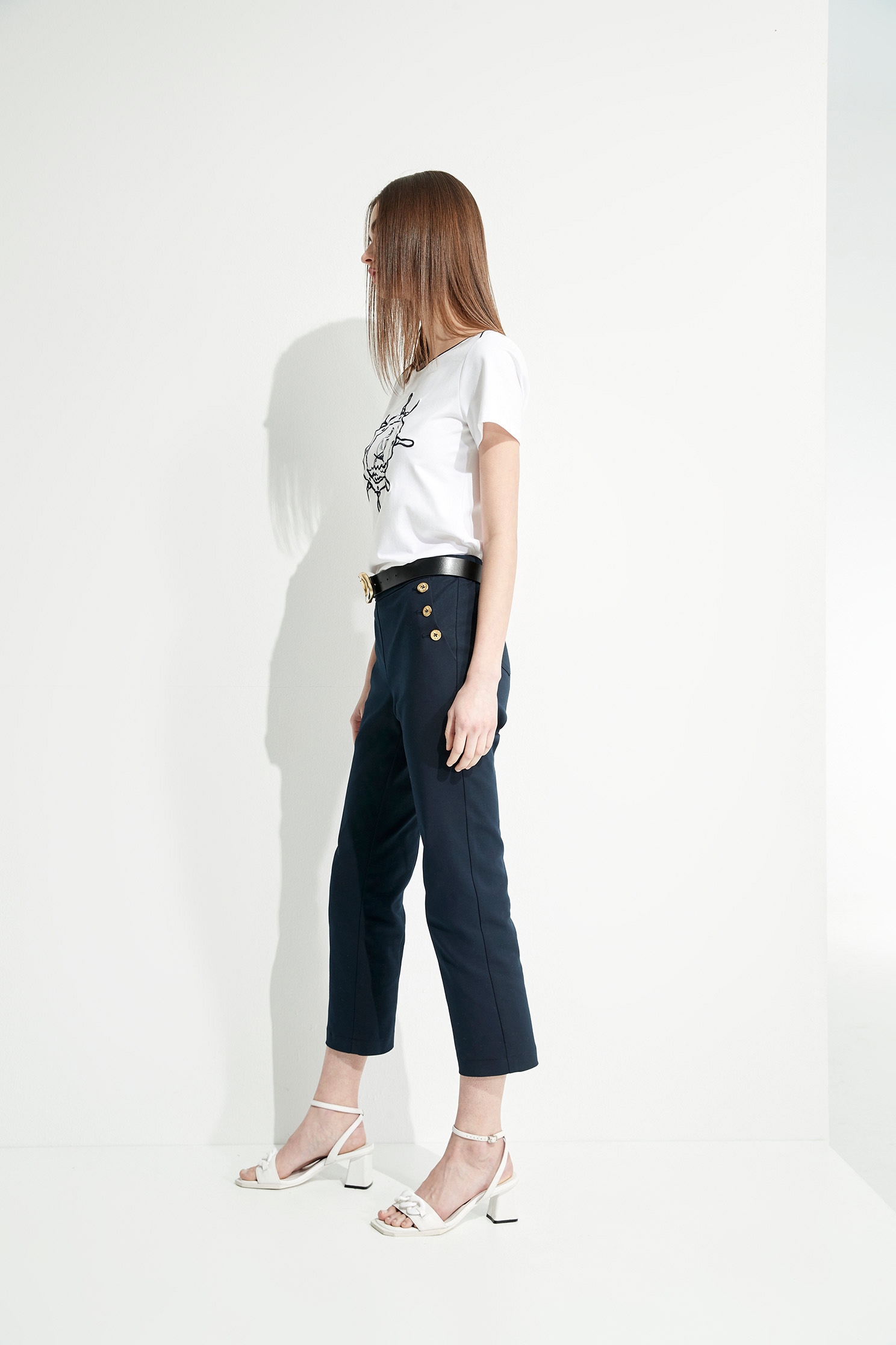 Slim Fit Navy Pants With Contrast ButtonsOcean-style fitted trousers with button decoration,bestselling,Season (SS) Look,Skinny pants,Skinny pants