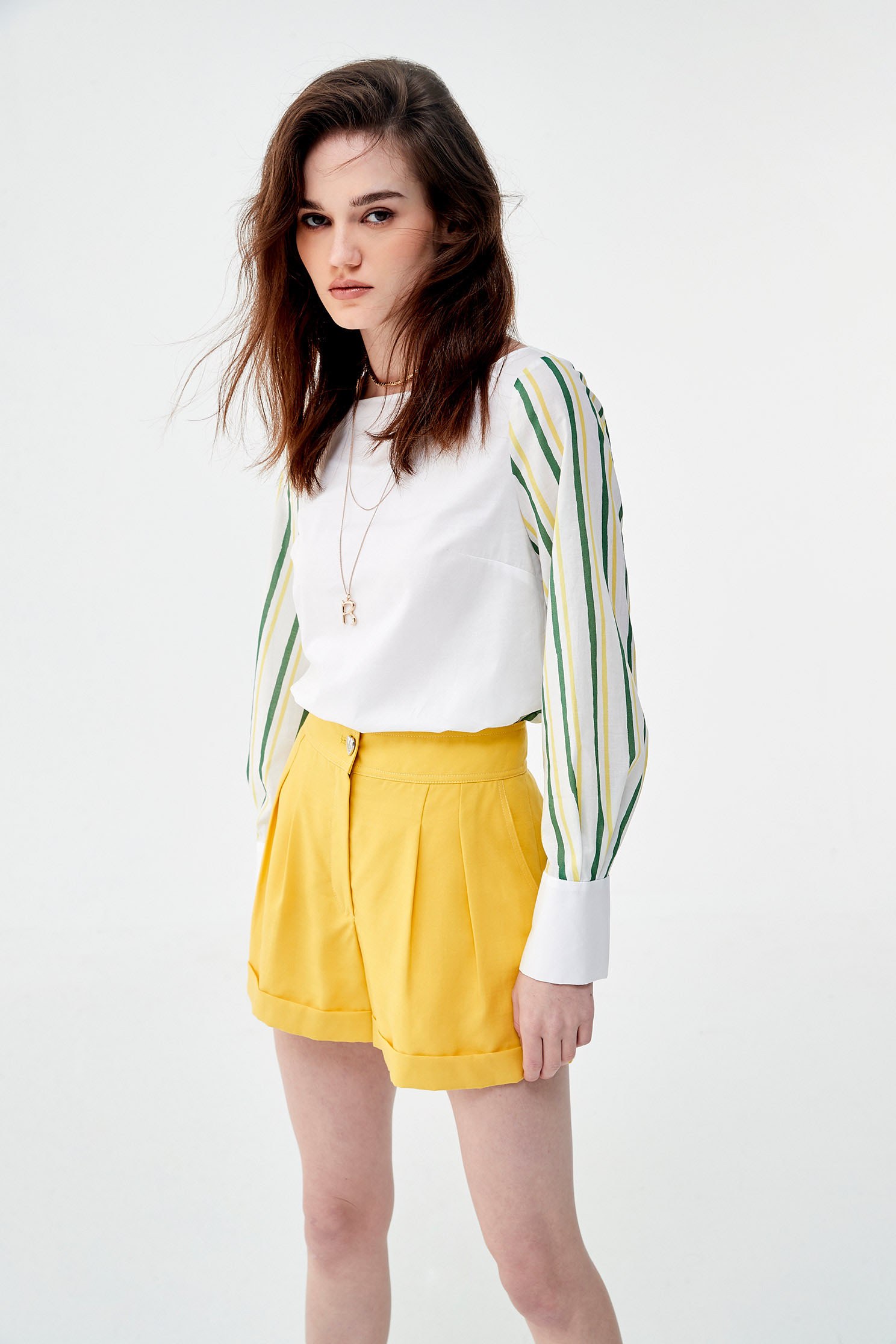 Basic Yellow Shorts With Cuff HemmingLemon yellow shorts with turn-up bottom,summer-special,Season (SS) Look,Shorts,comfotism