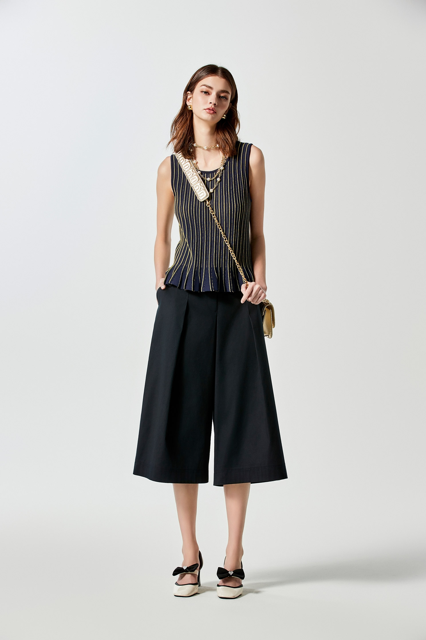 Front Pleat Navy Wide Leg PantsFront Pleat Navy Wide Leg Pants,Culottes,Season (SS) Look,Shorts,Culottes