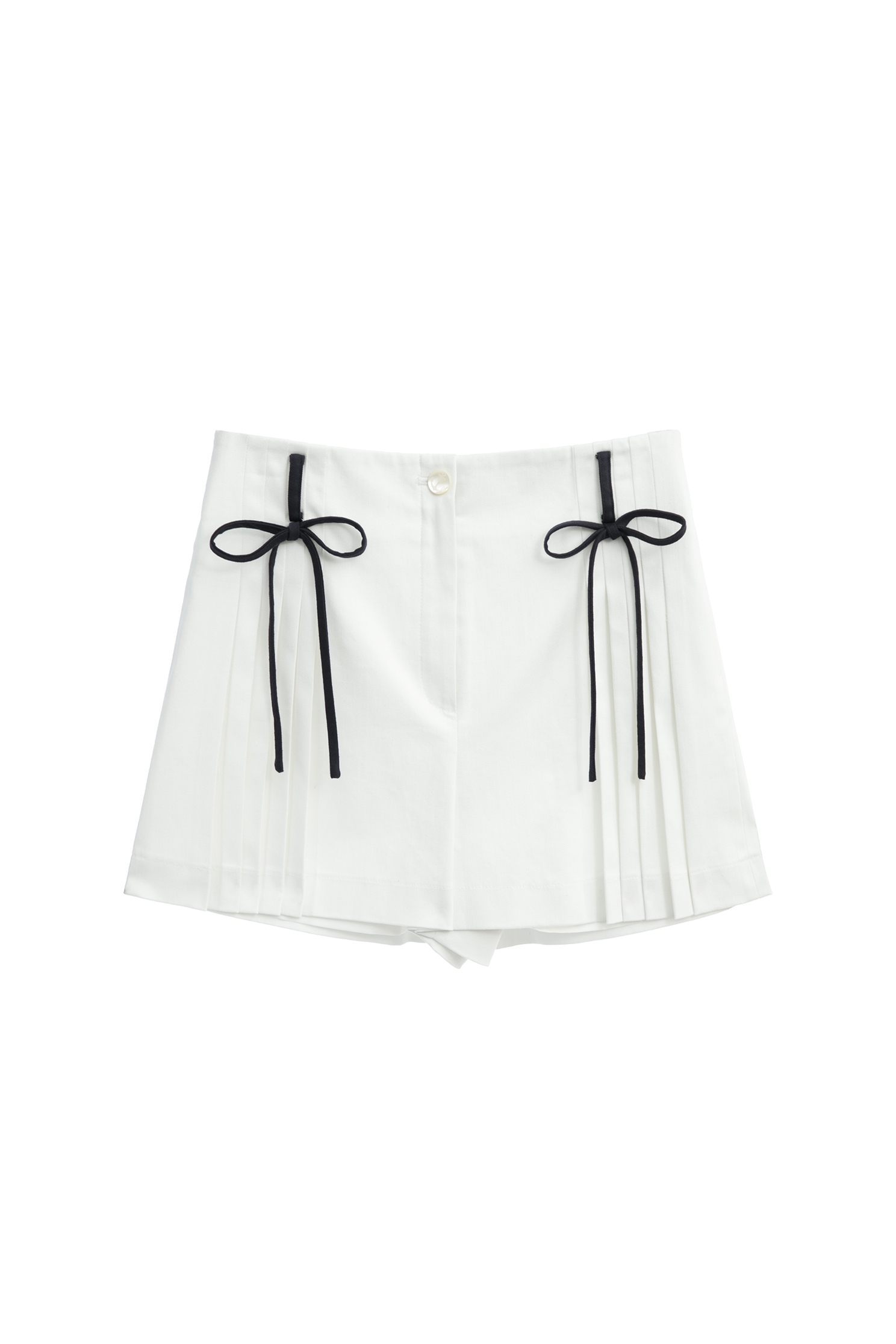 Pleated Shorts With Navy Bow DetailPleated Shorts With Navy Bow Detail,Season (SS) Look,Shorts,bows