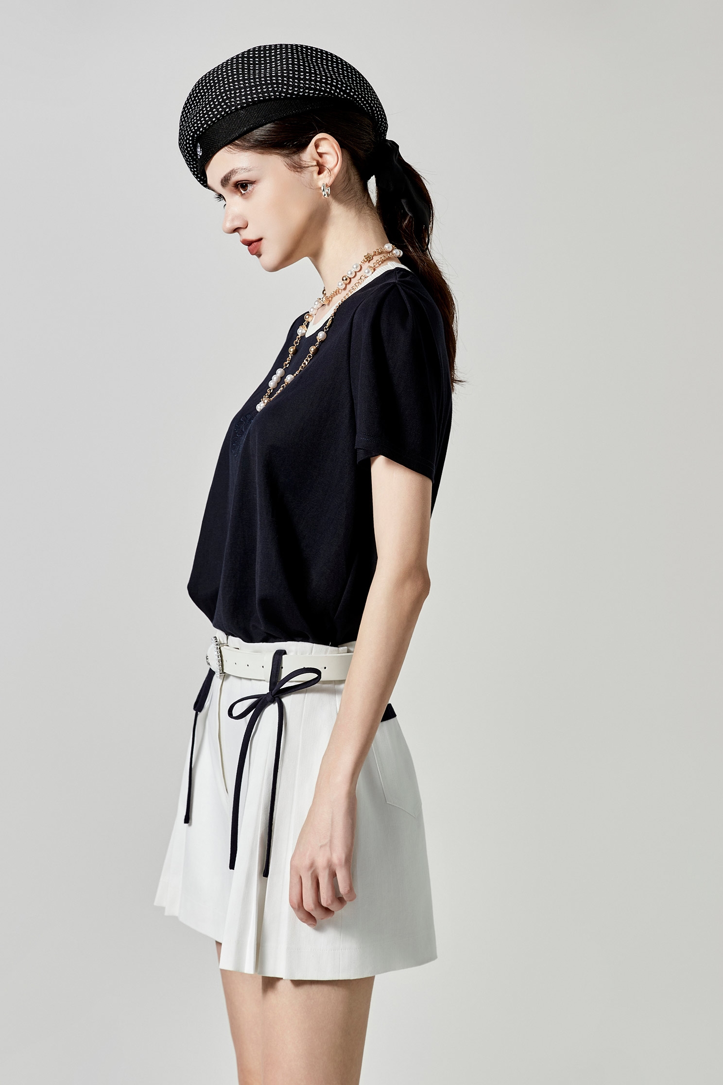 Pleated Shorts With Navy Bow DetailPleated Shorts With Navy Bow Detail,Season (SS) Look,Shorts,bows