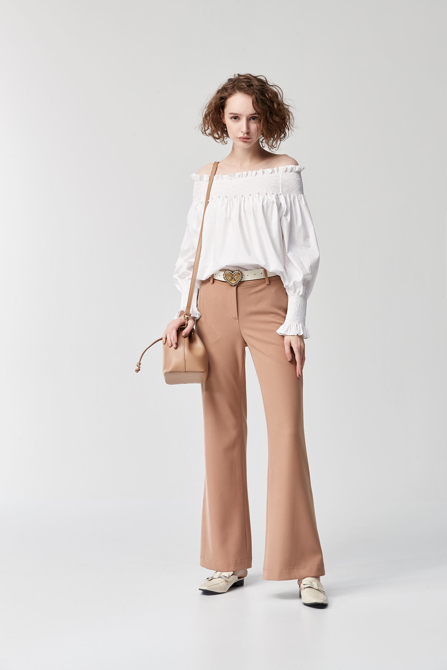 Khaki Boot Leg PantsMicro-horn plain trousers,Bell-bottoms,Season (SS) Look,Season (AW) Look,Bell-bottoms,Tailored pants,Pants,Lucky Color for Air Signs