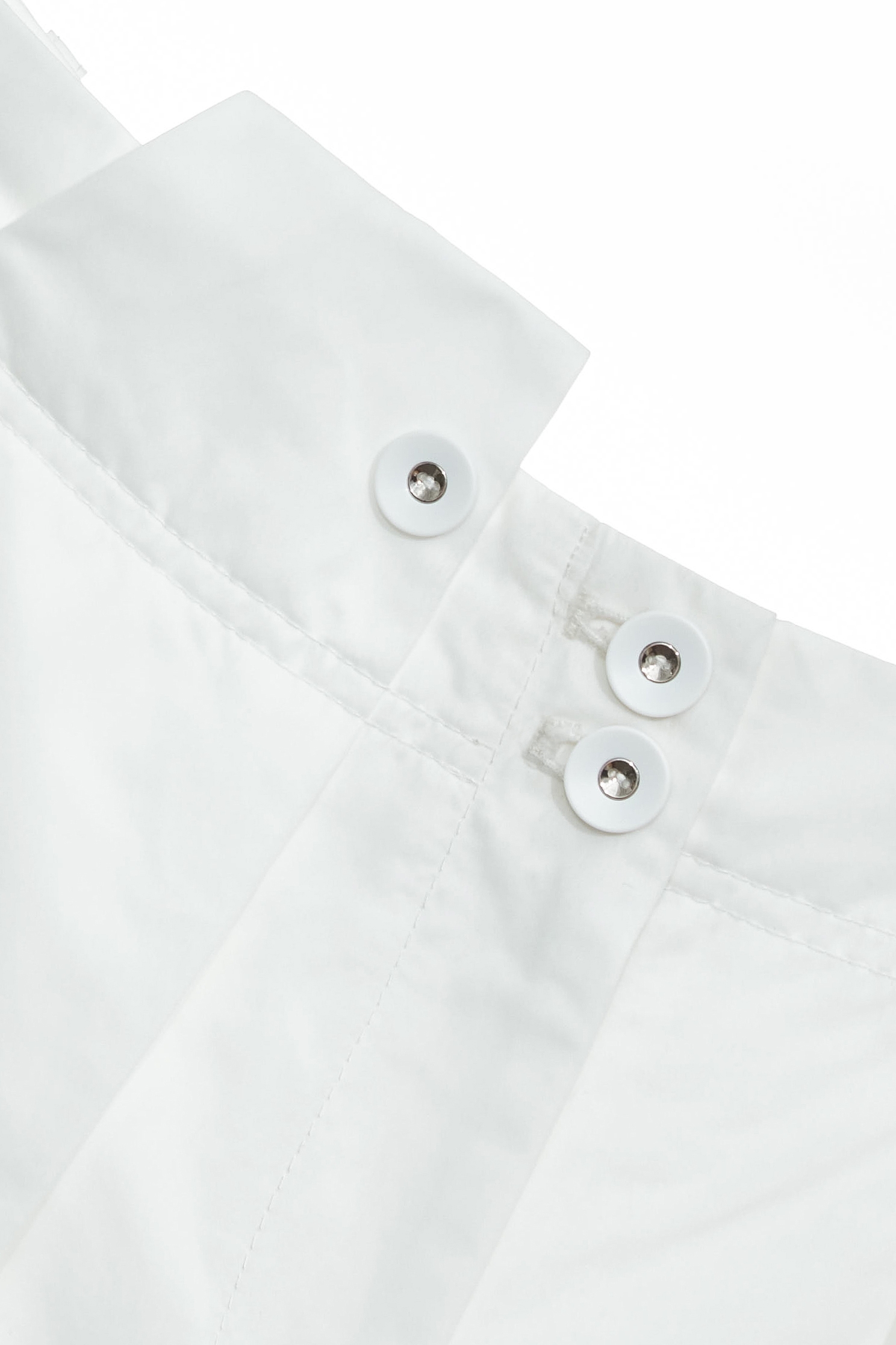 Front Panel Patchwork White ShortsFront Panel Patchwork White Shorts
