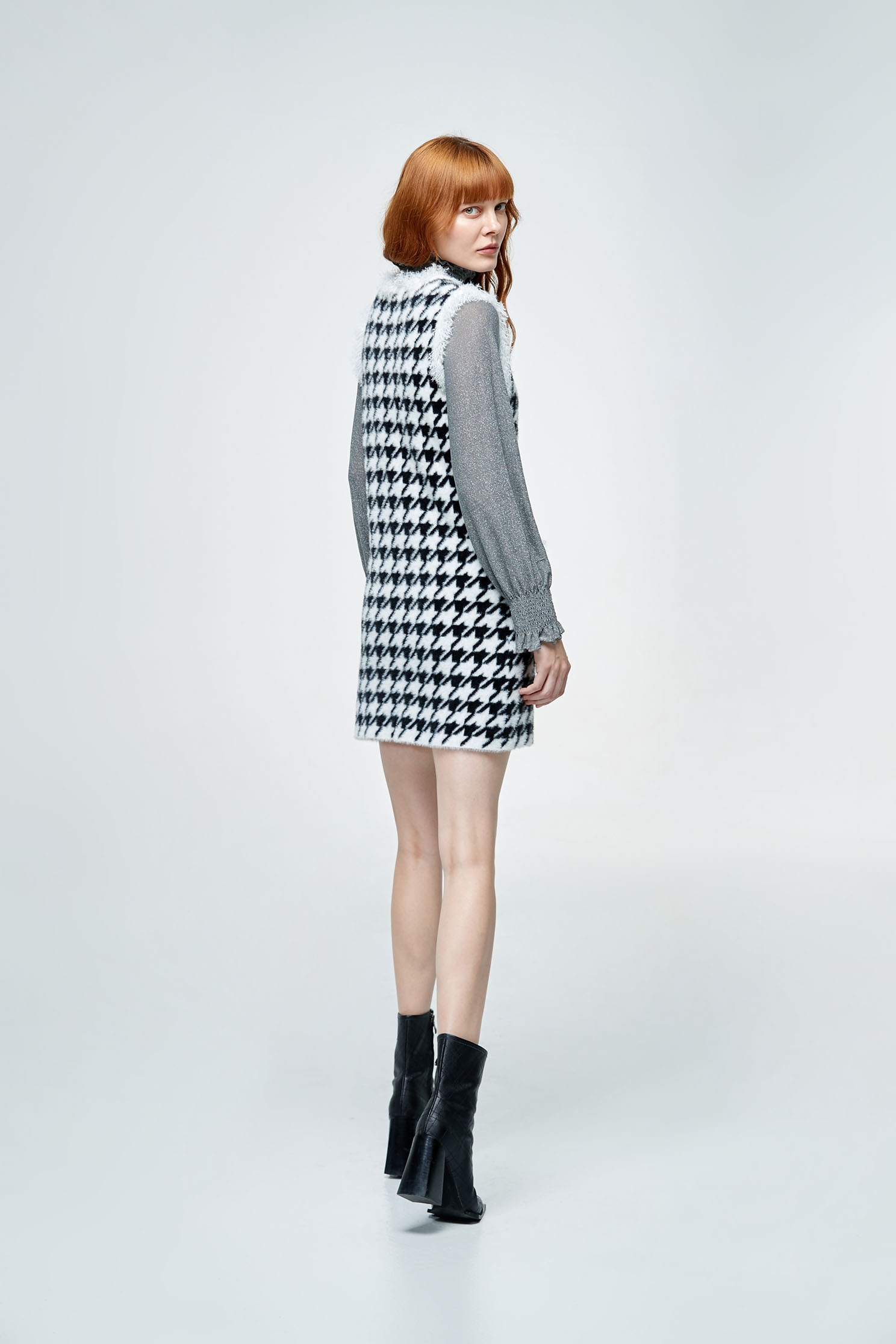 Houndstooth Pattern Sleeveless DressHoundstooth knit dress,U-neck dresses,Knitted dresses,Plaid,Season (AW) Look,Valentine,Knitted,Knitted dresses