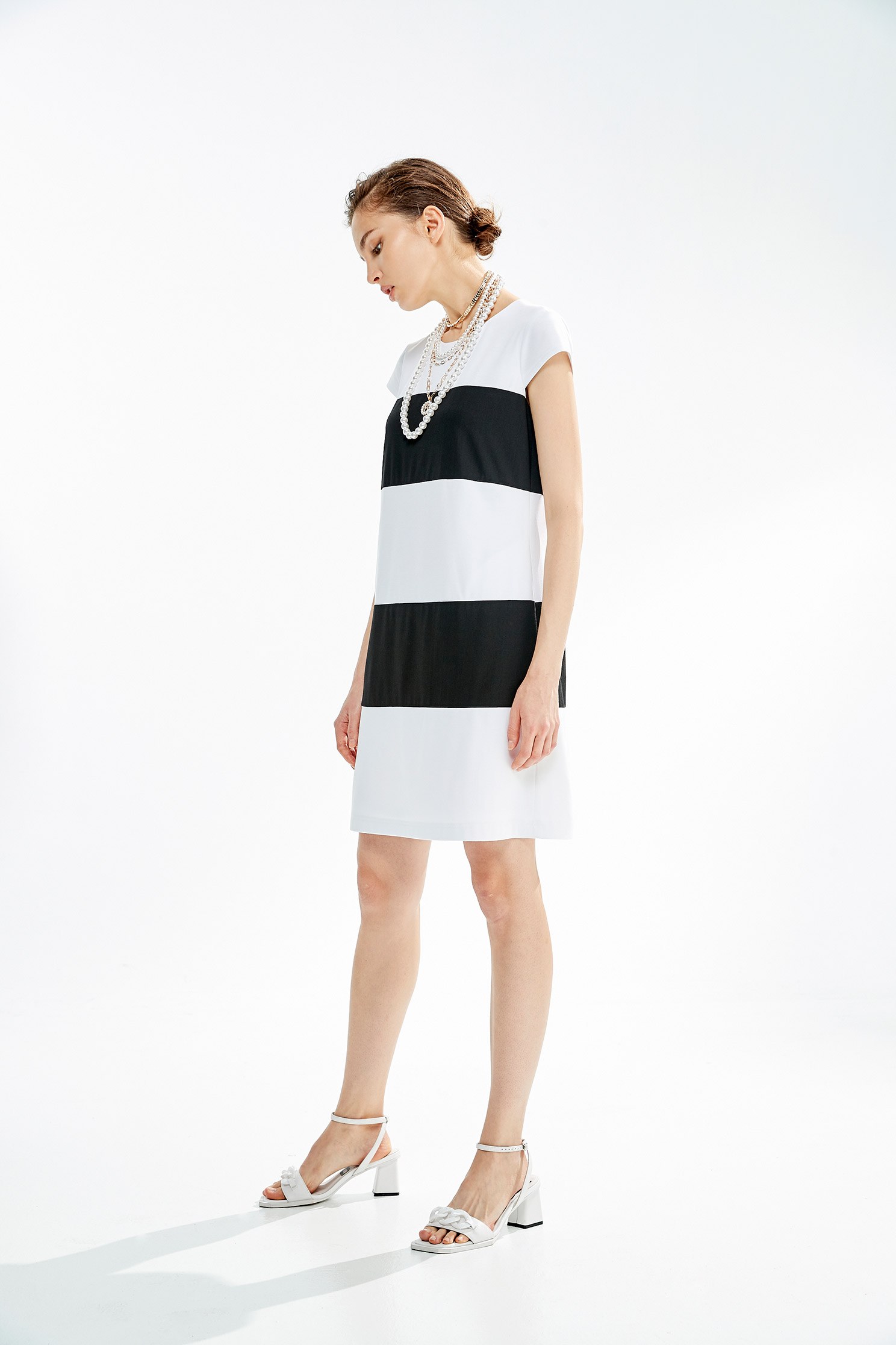 Black White Short Sleeves Shift Dressclassic STRIPED dress,Dresses,Season (SS) Look,Stripe,White dresses