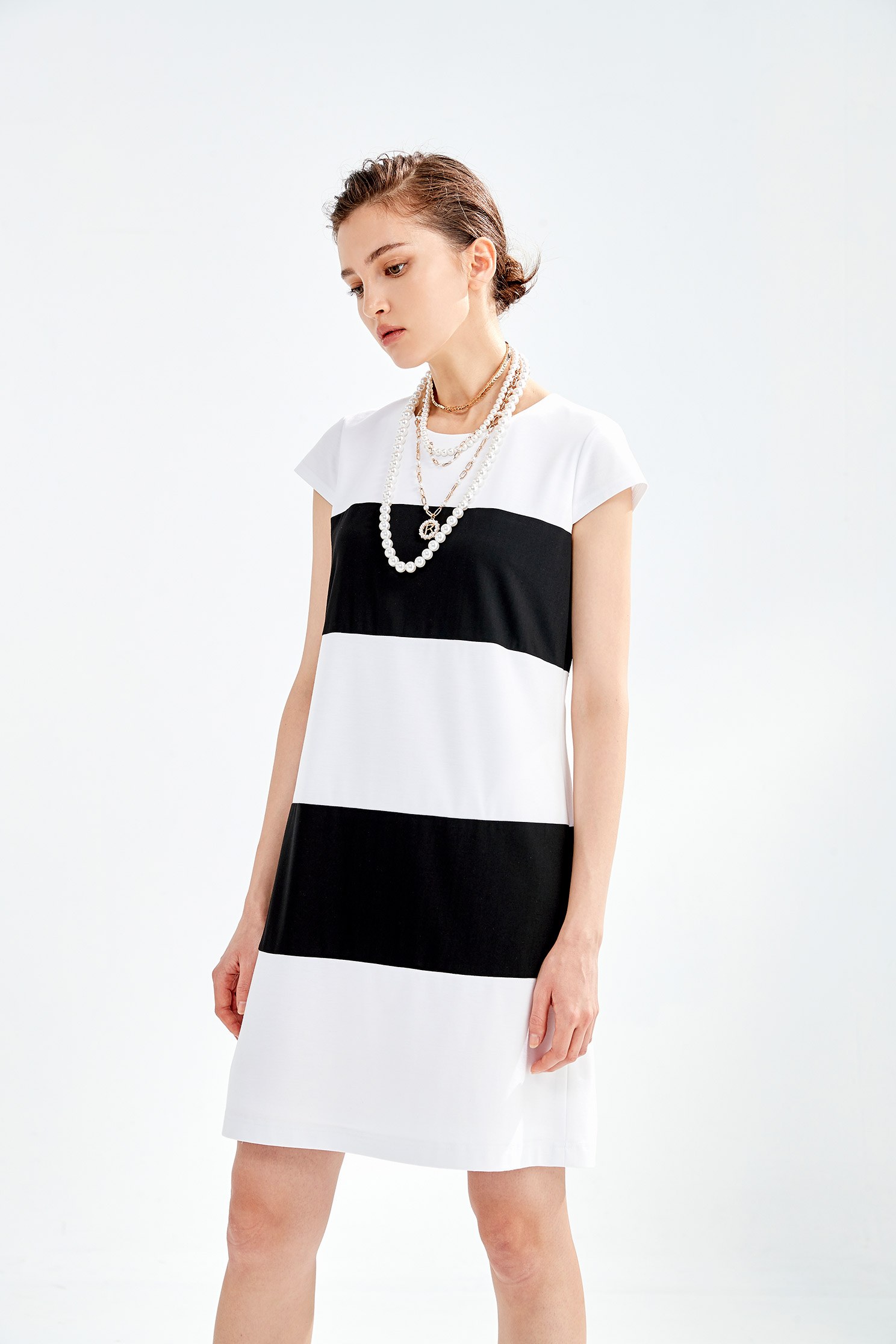 Black White Short Sleeves Shift Dressclassic STRIPED dress,Dresses,Season (SS) Look,Stripe,White dresses