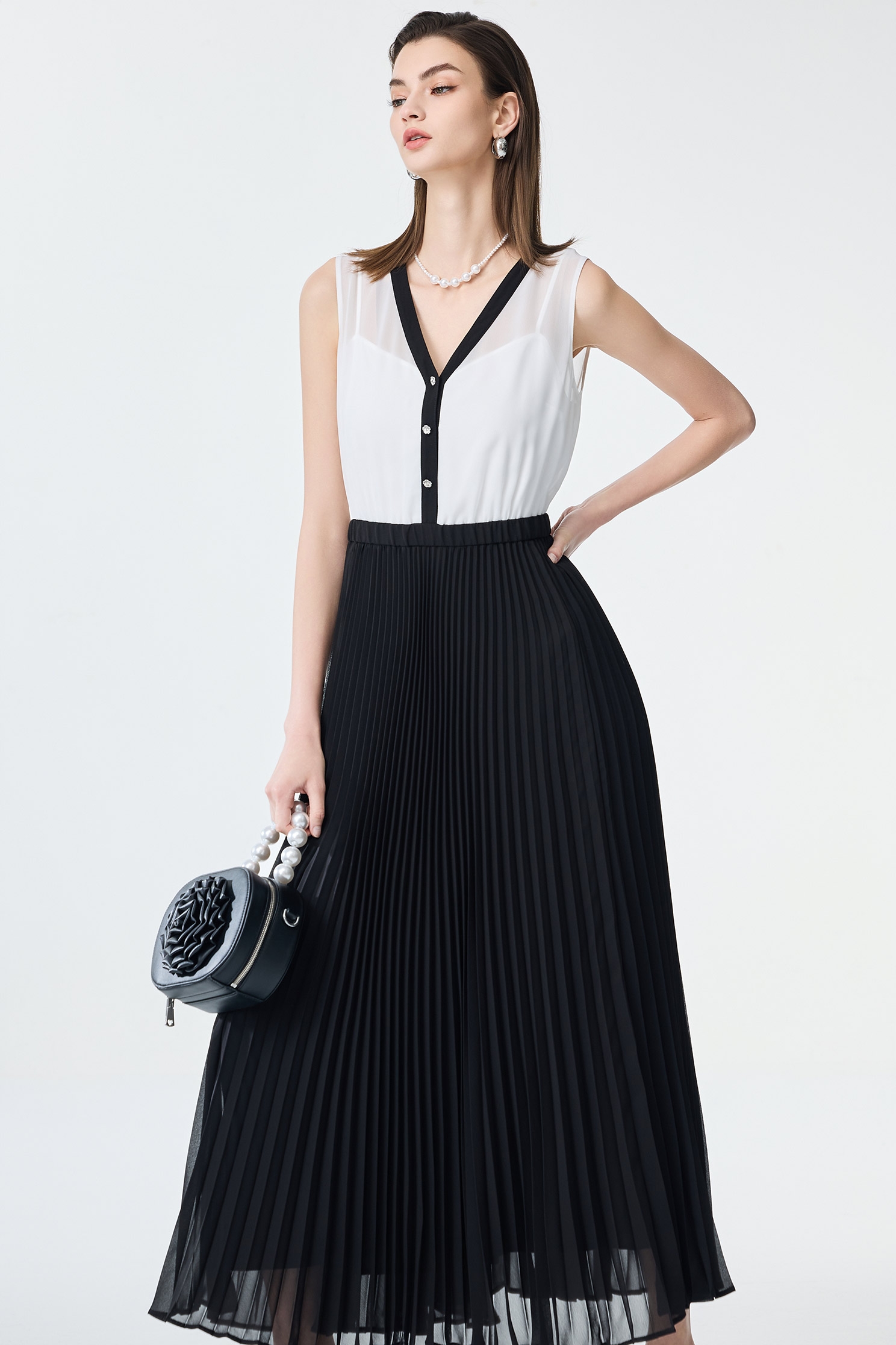 Pleated Detail Chiffon Maxi Dress,Dresses,Season (SS) Look,Black dresses