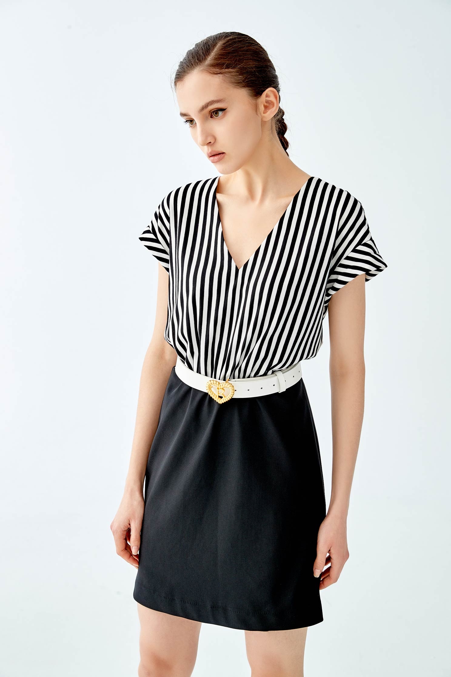 Short Stripe Dress With Solid Colour Skirtstripd short dresses,V-Neck T shirts,Dresses,Season (SS) Look