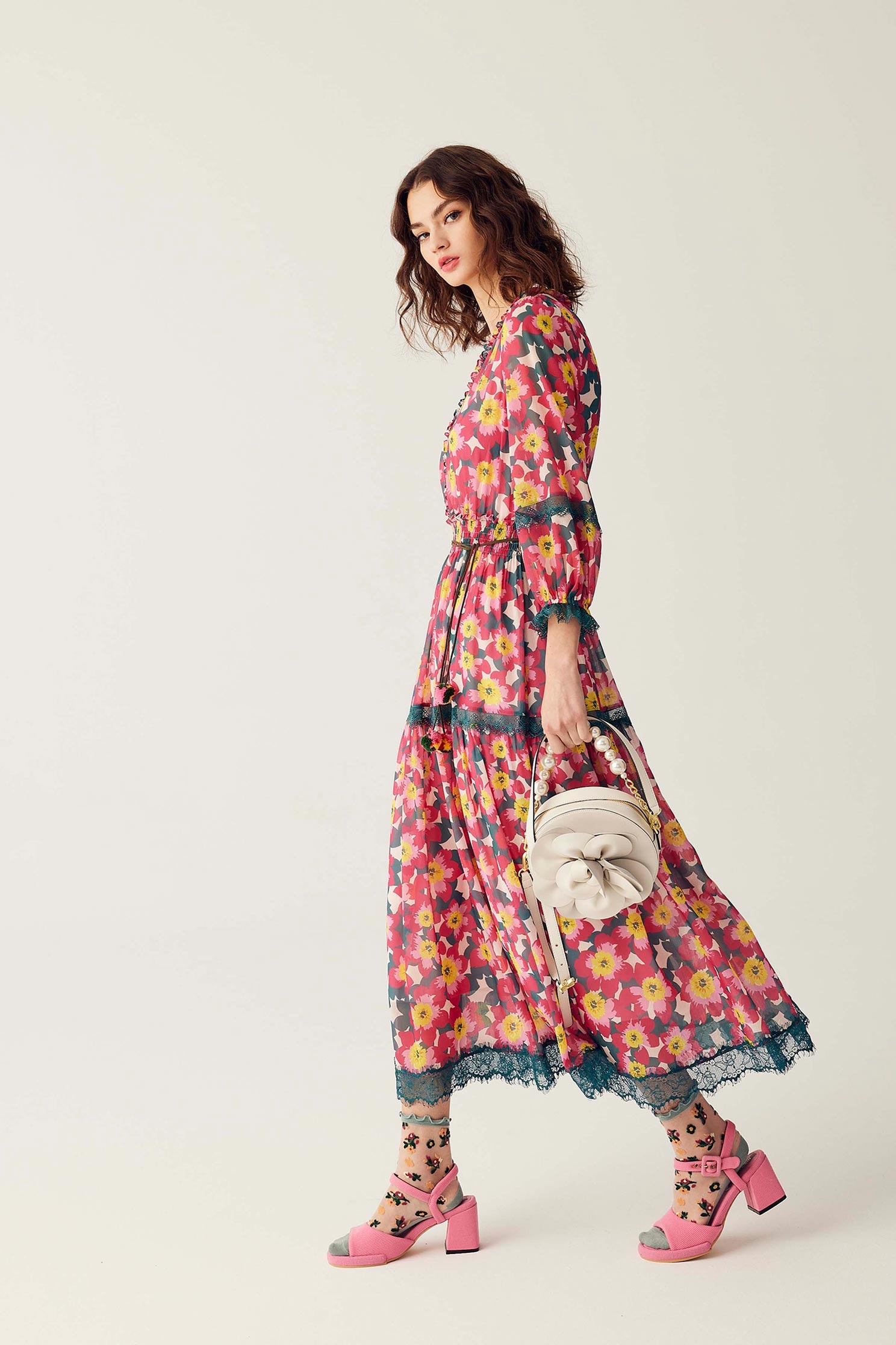 Bold Floral Print Maxi DressBold Floral Print Maxi Dress,Dresses,Printed dresses,Season (SS) Look,Lace,Chiffon